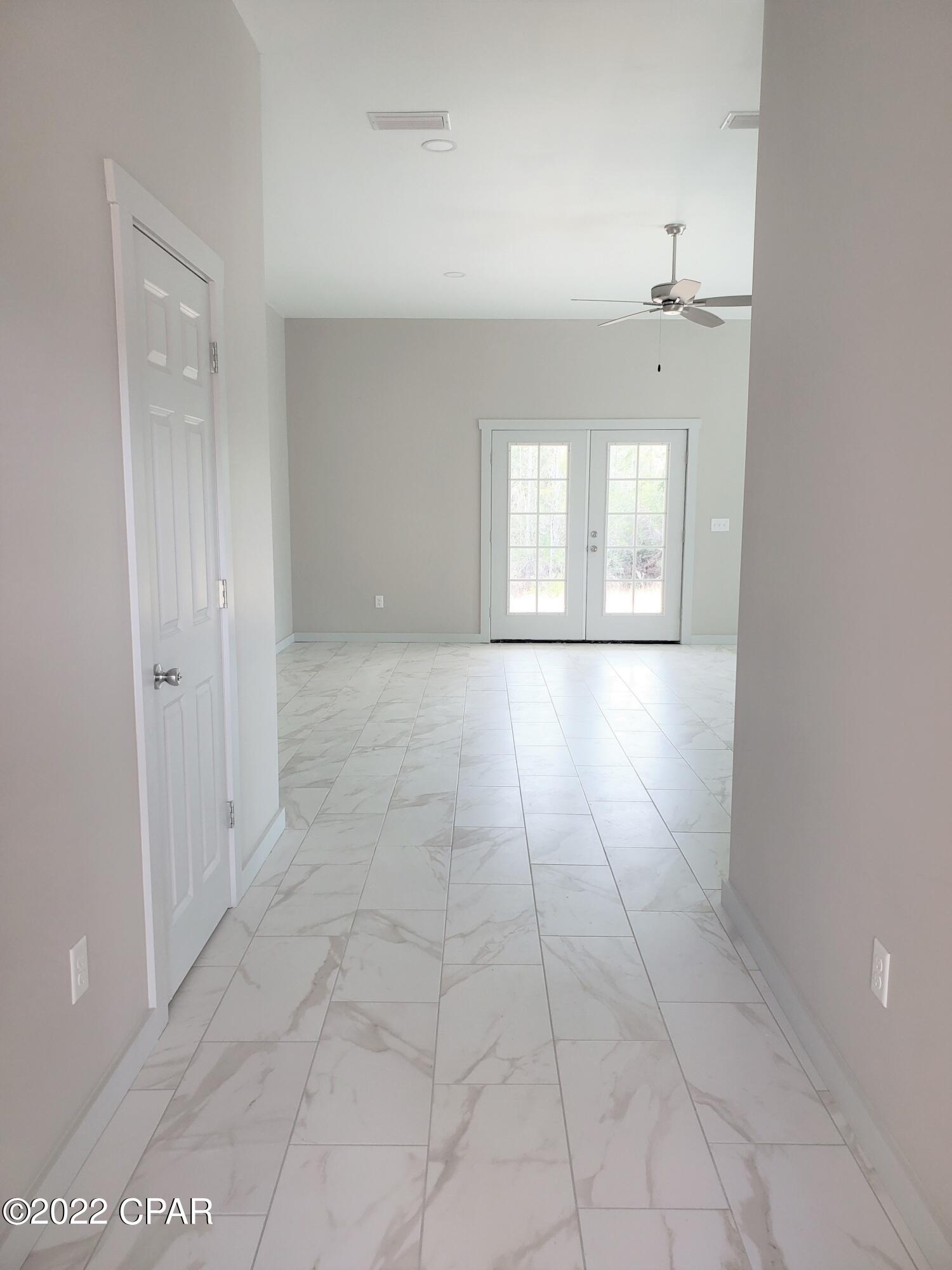 White Western - Residential