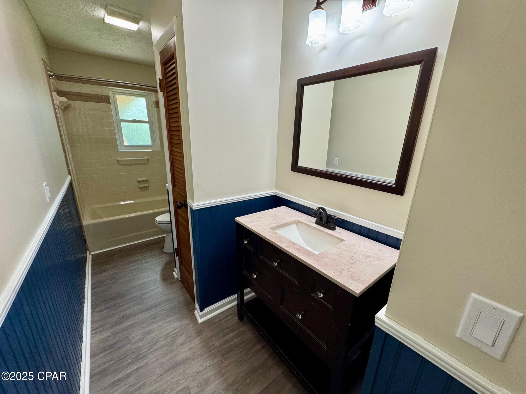 I. S. Morris - Residential Lease