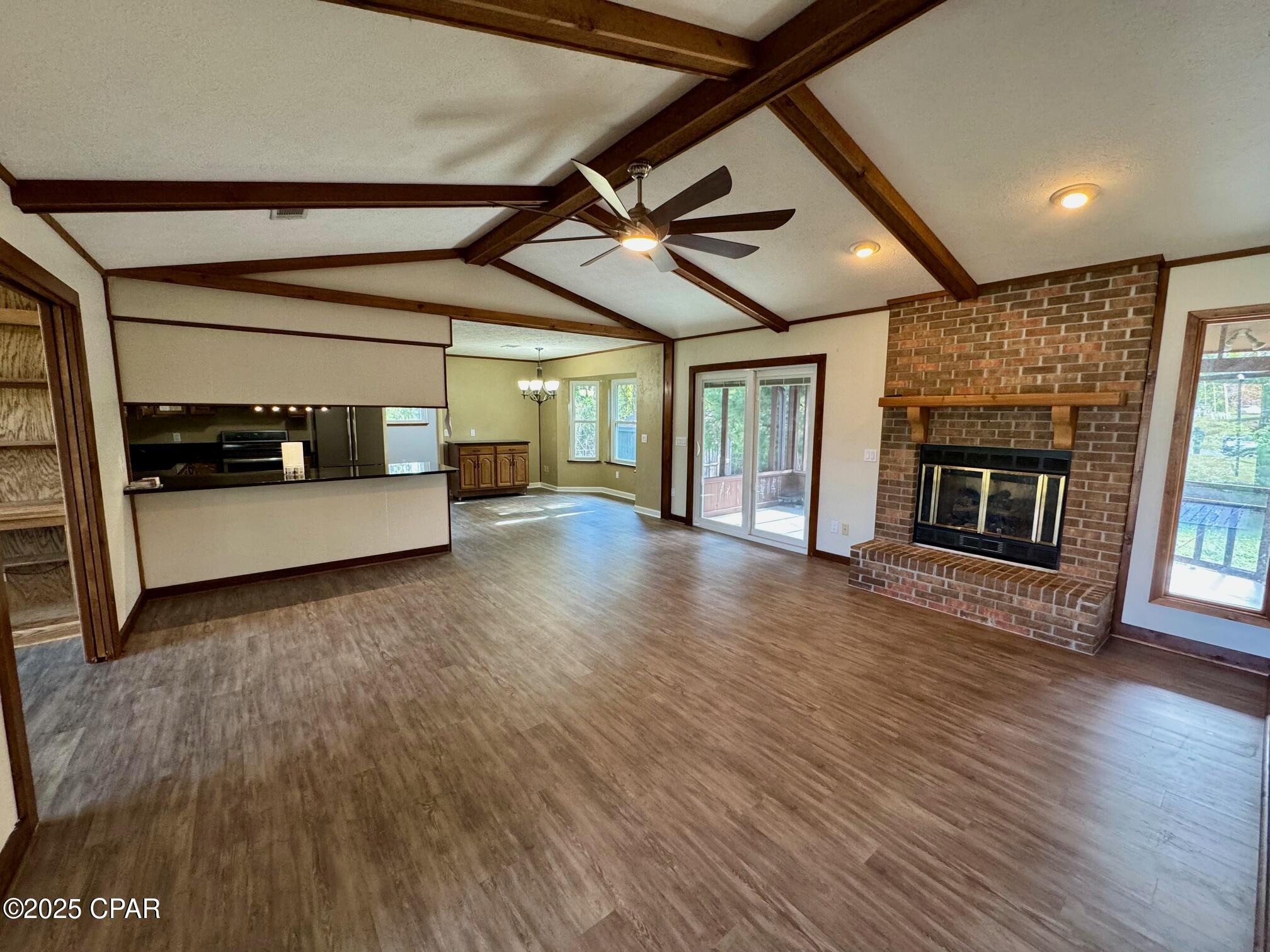 I. S. Morris - Residential Lease