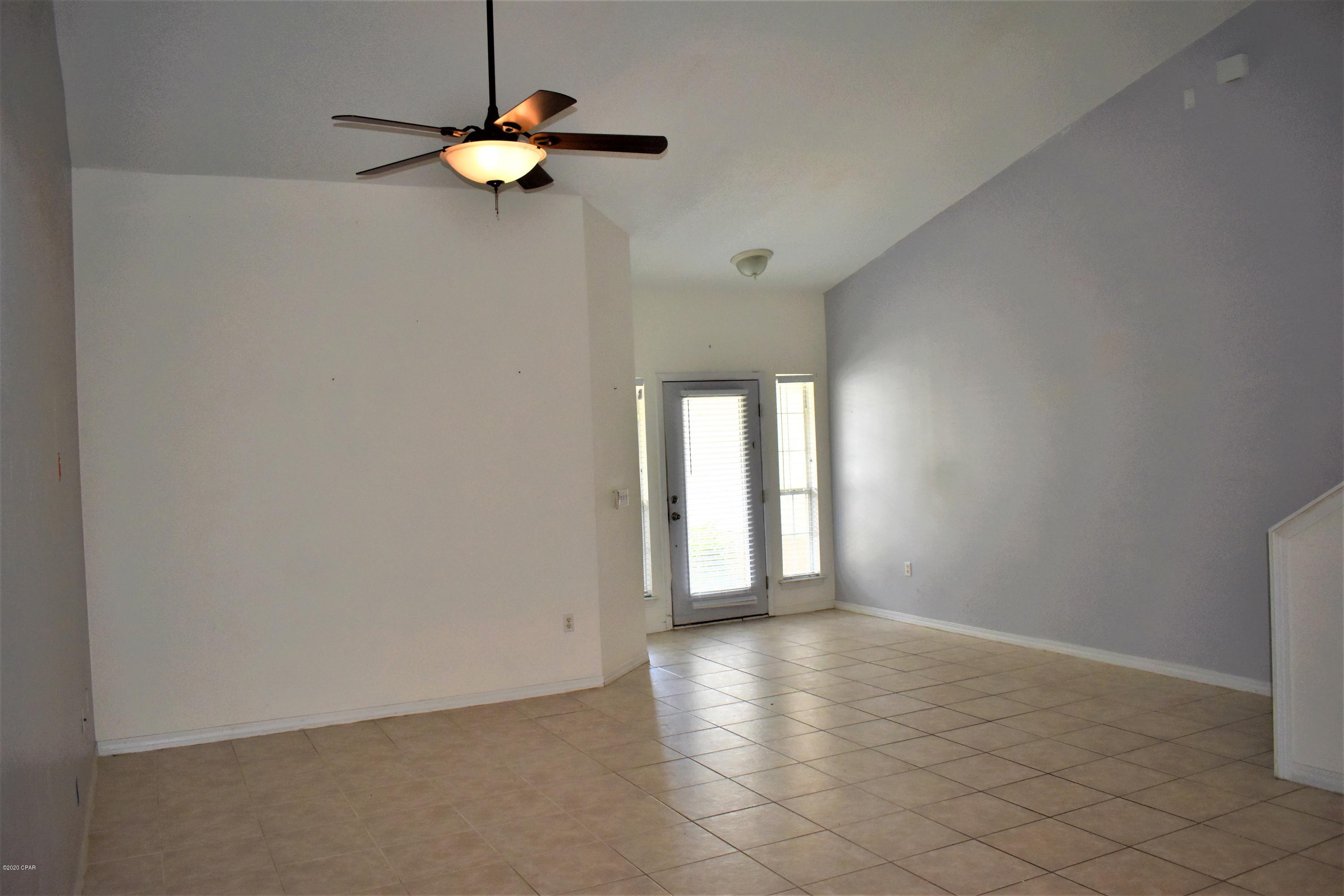 Escada - Residential