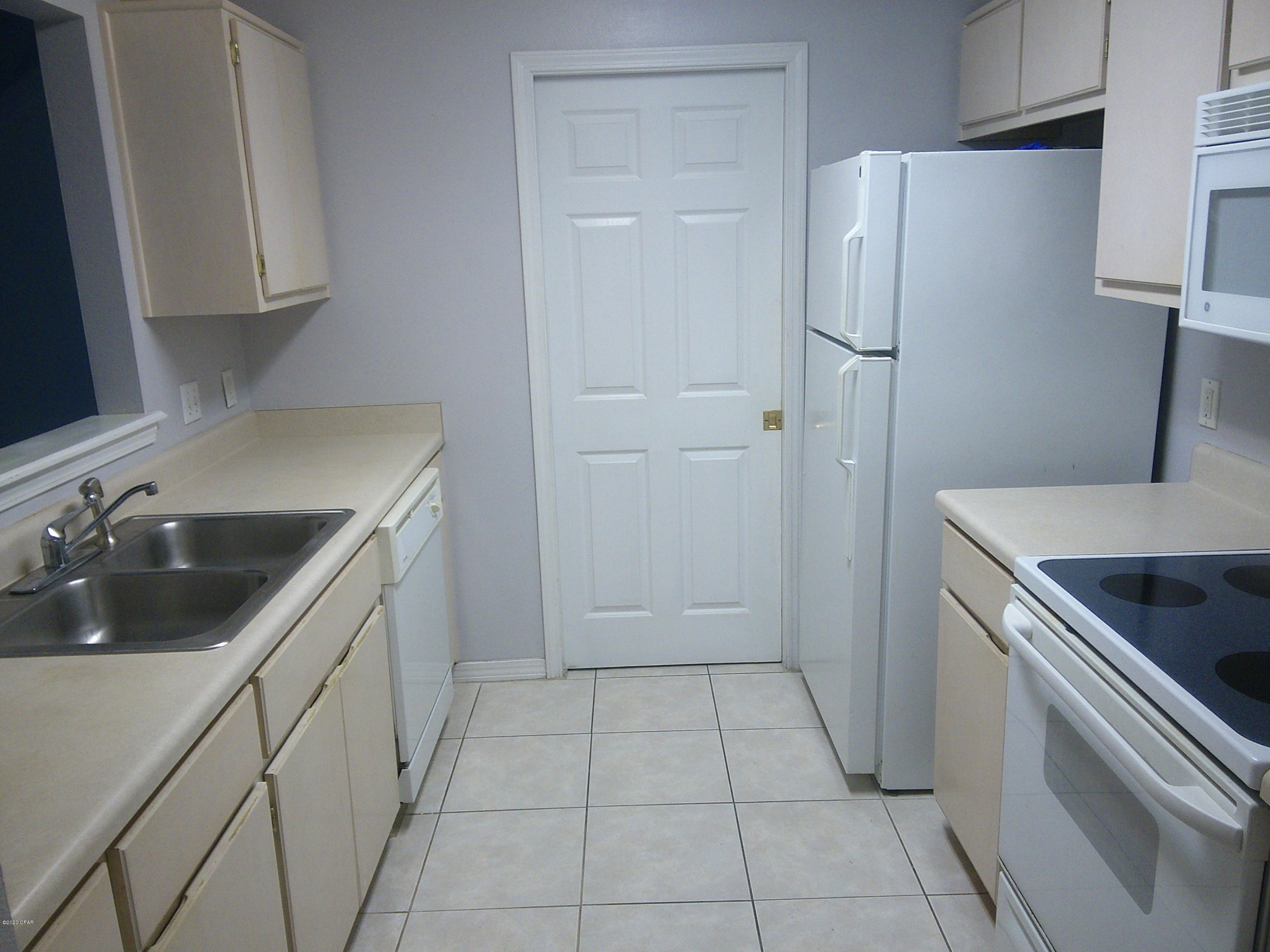 Escada - Residential