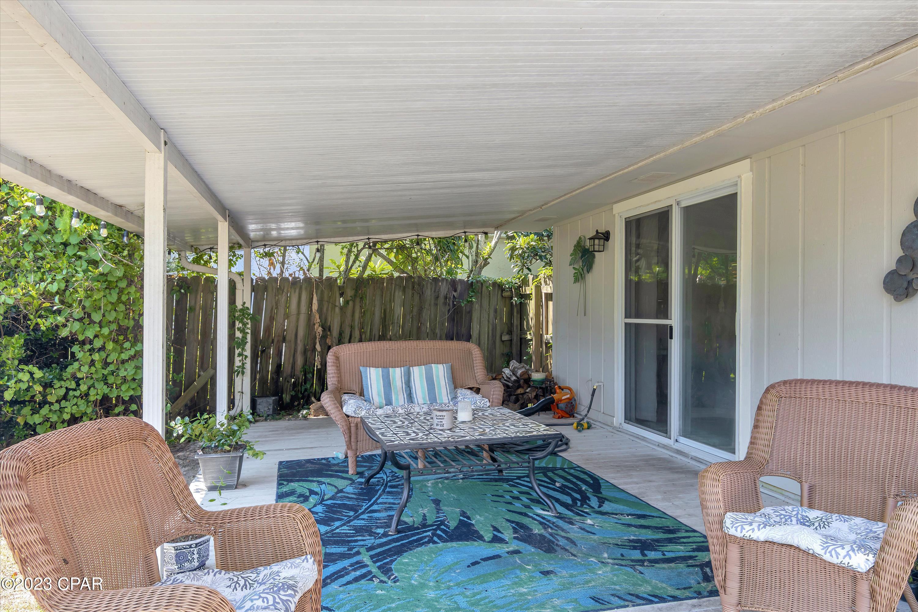 North Lagoon Oaks 5th - Residential