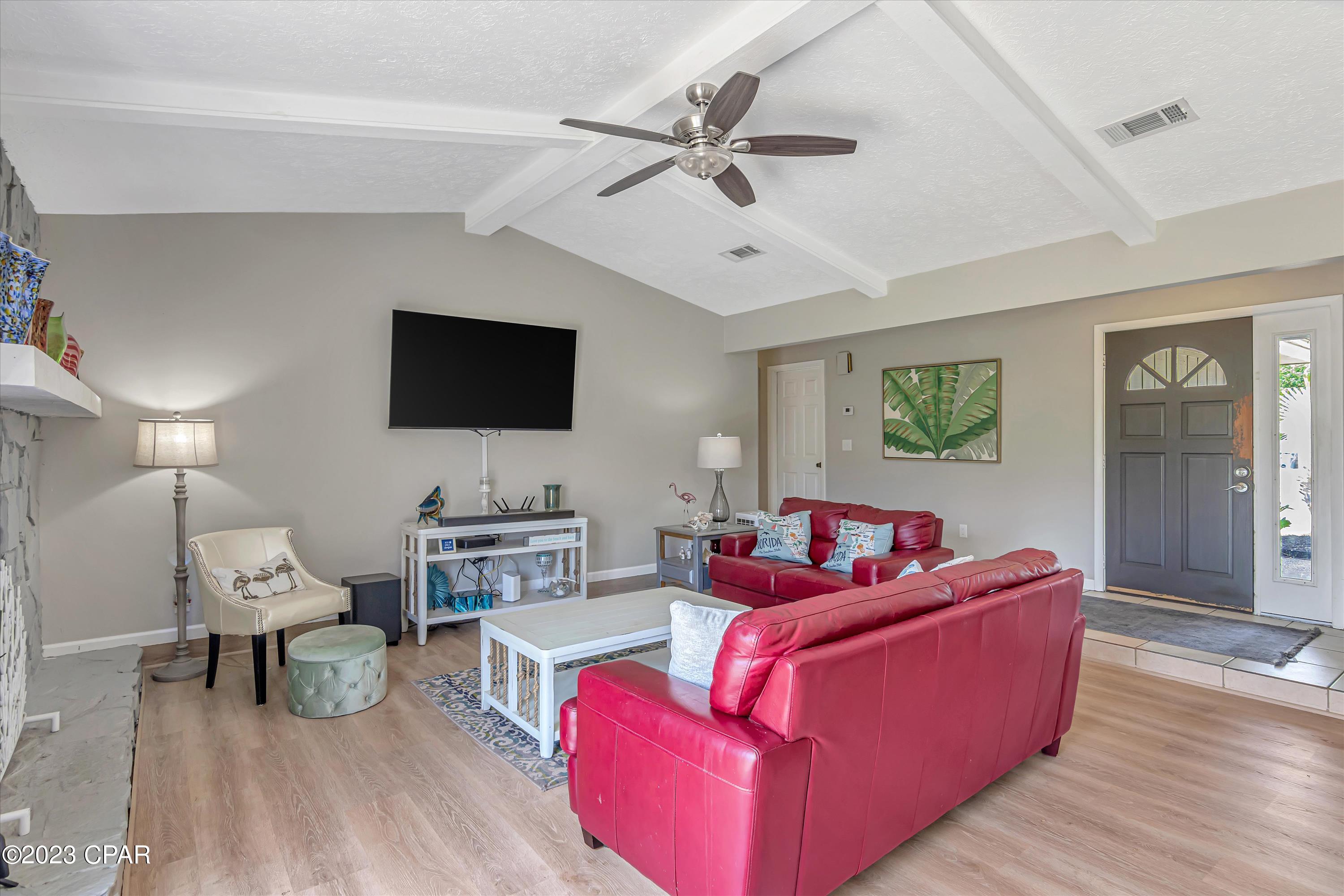 North Lagoon Oaks 5th - Residential