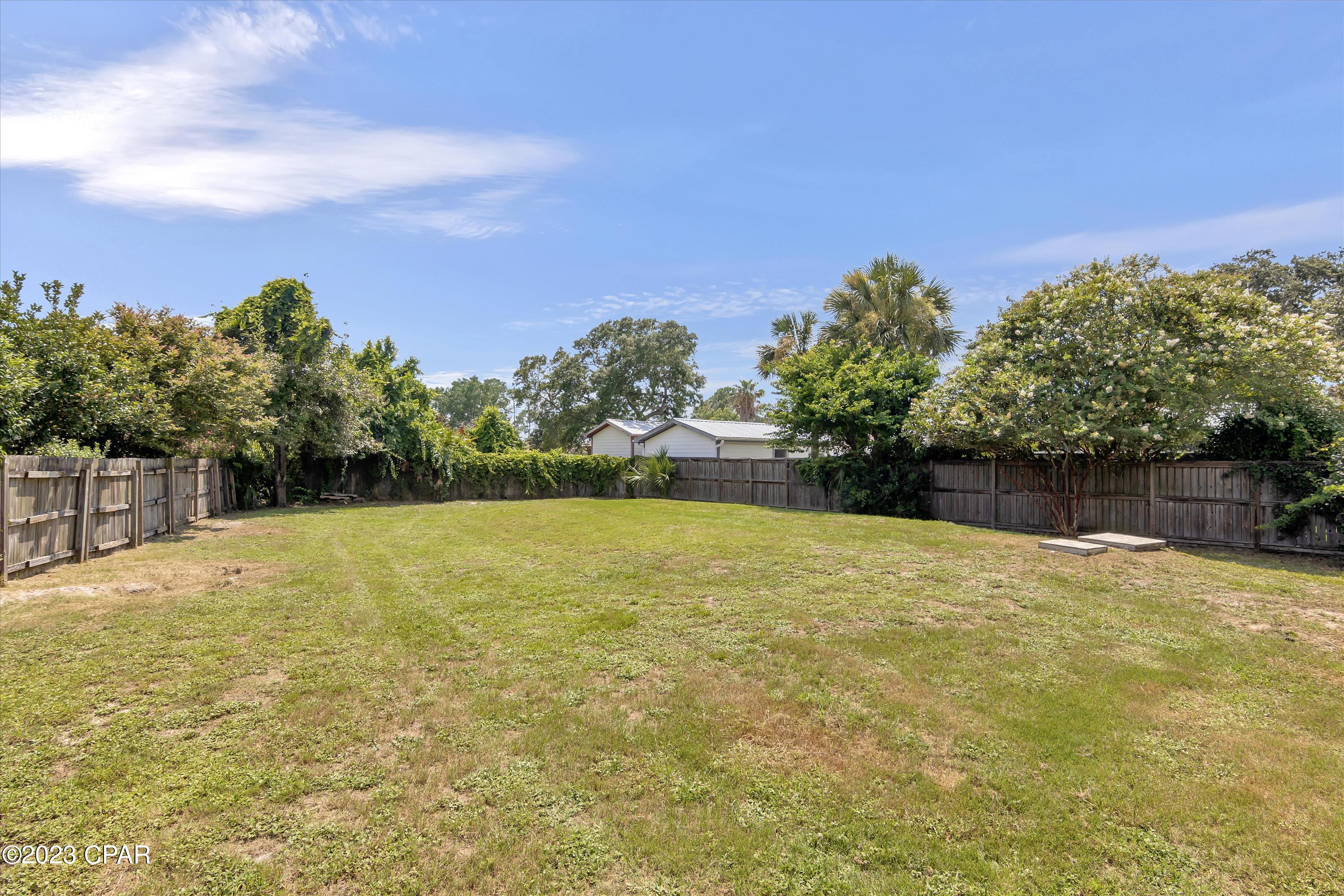 North Lagoon Oaks 5th - Residential