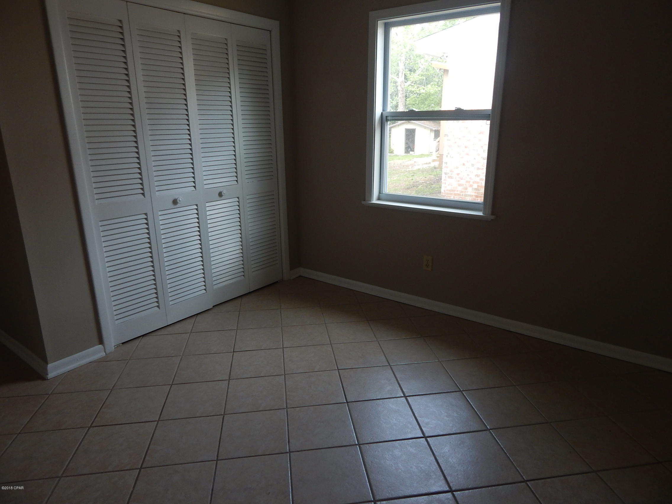 Lannie Rowe Lake Ests - Residential