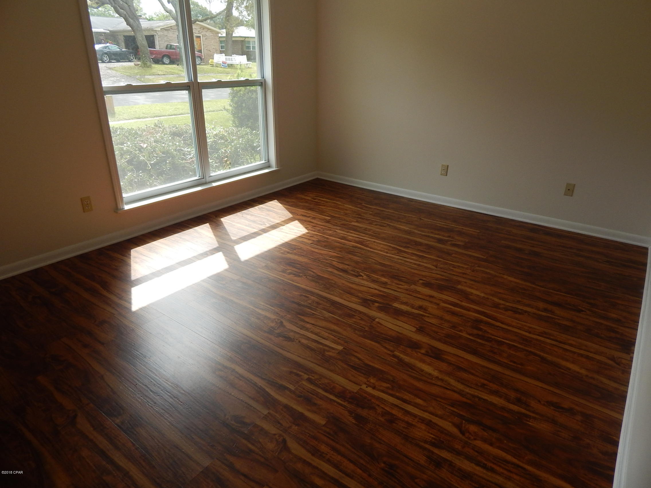 Lannie Rowe Lake Ests - Residential