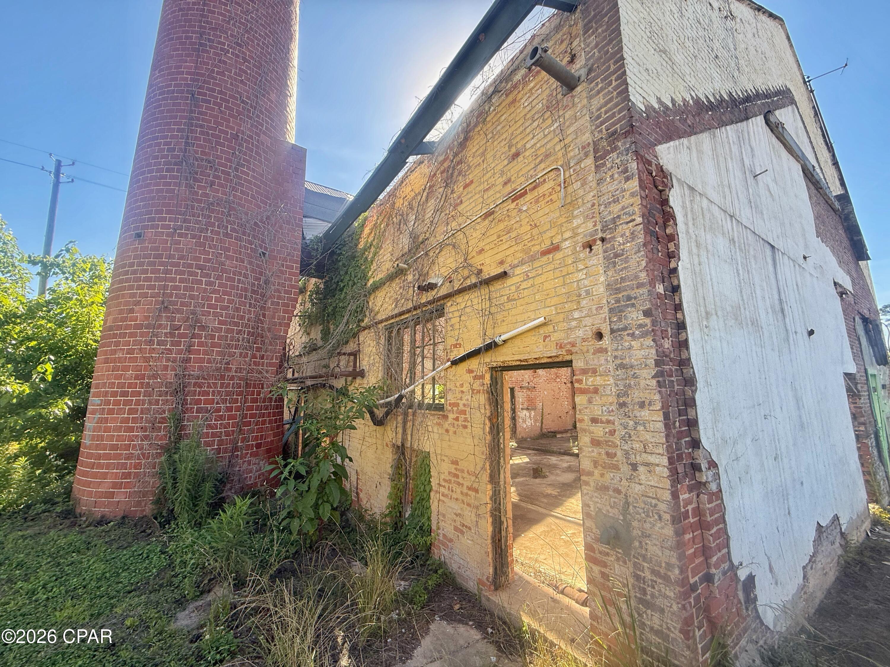 [No Recorded Subdiv] - Commercial Sale