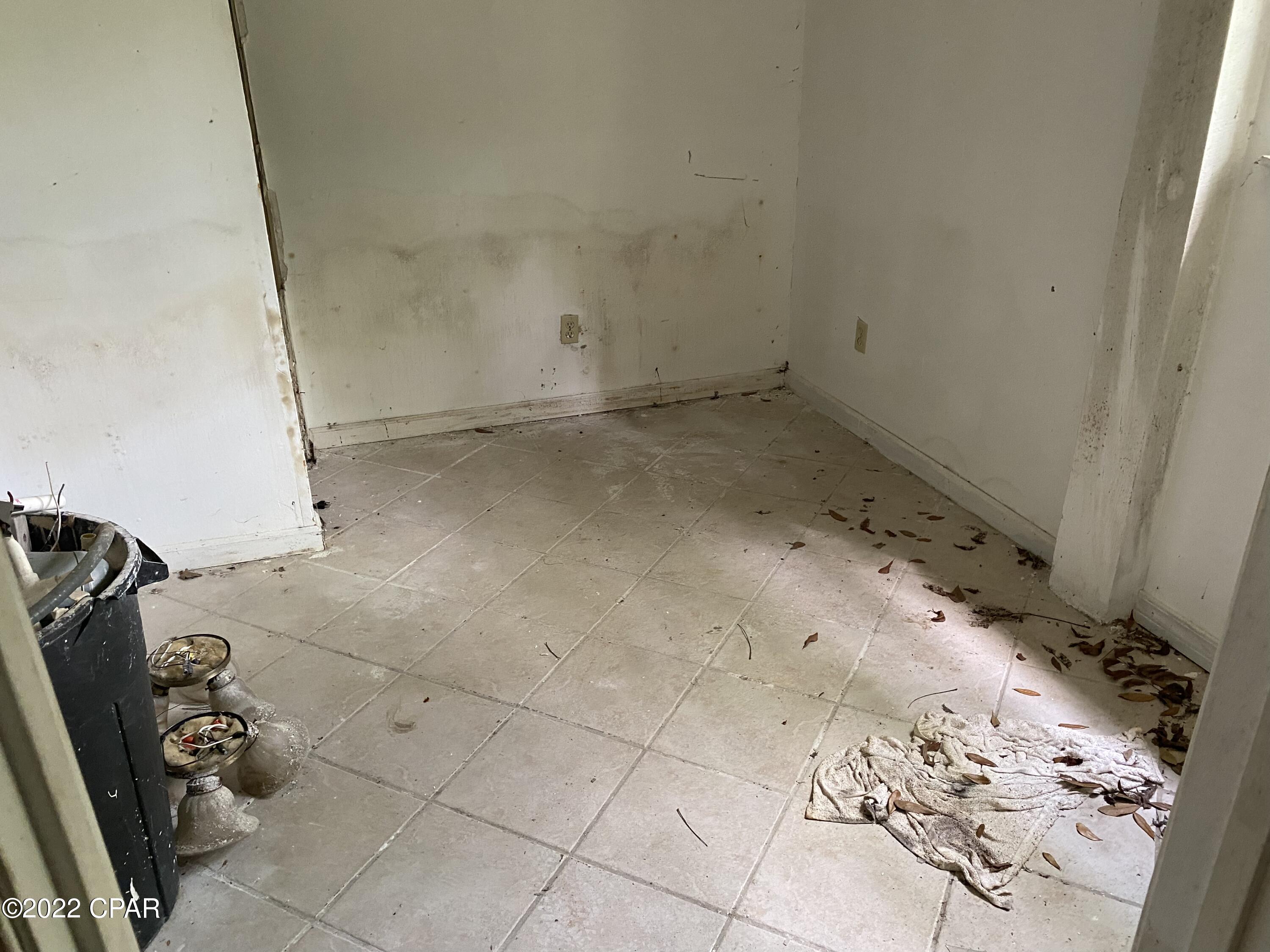 Pine Harbor - Residential