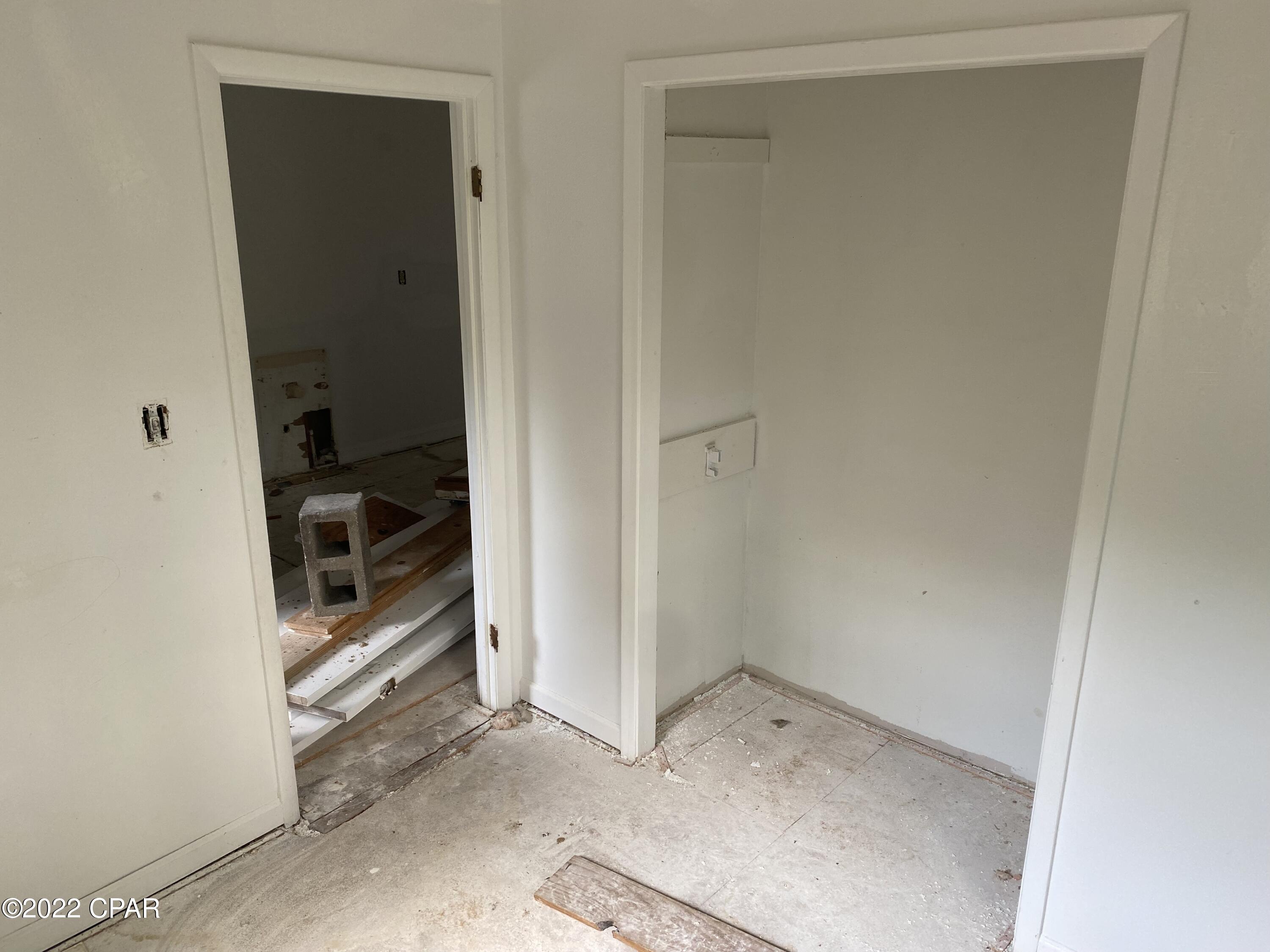 Pine Harbor - Residential