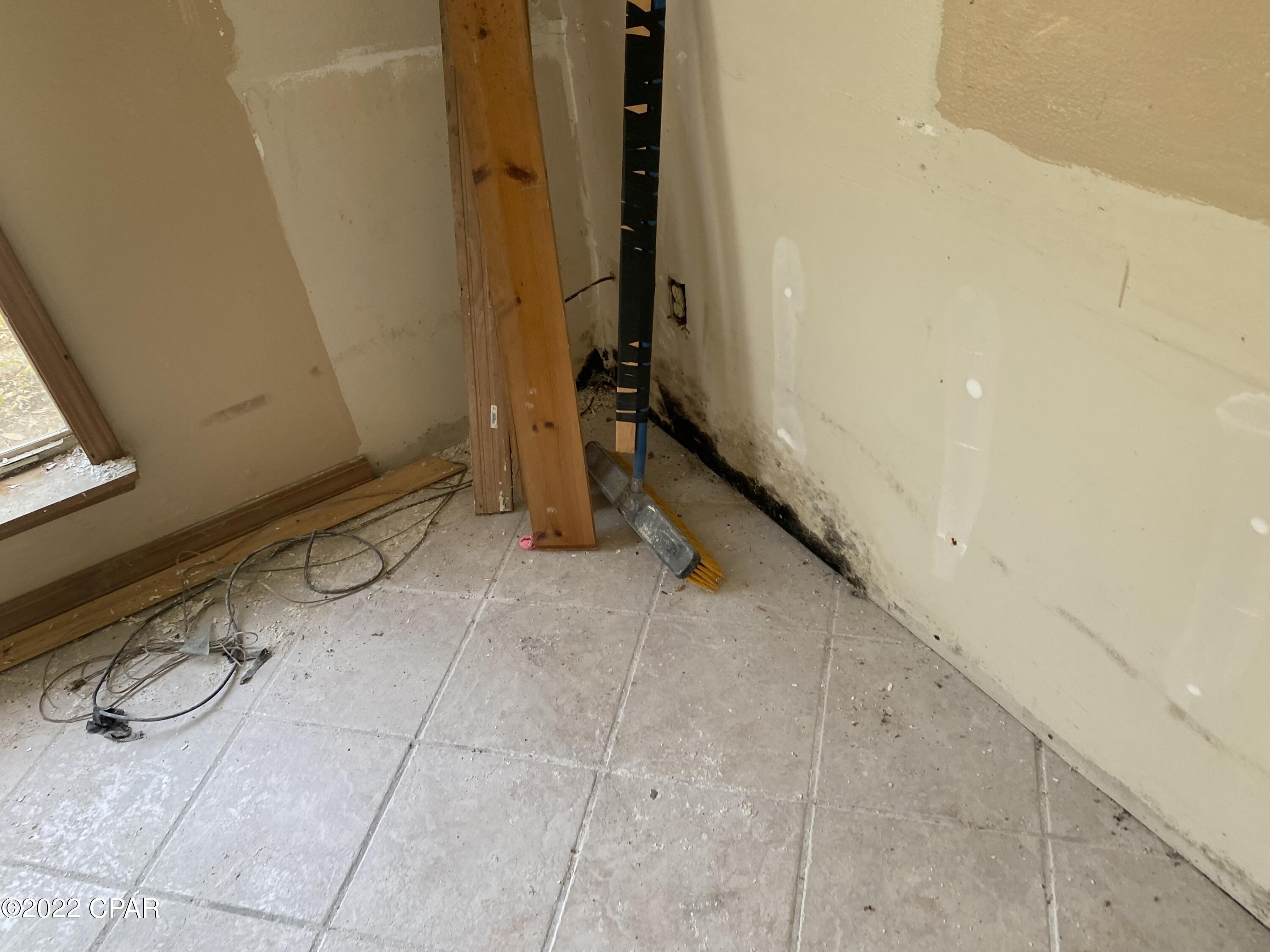 Pine Harbor - Residential