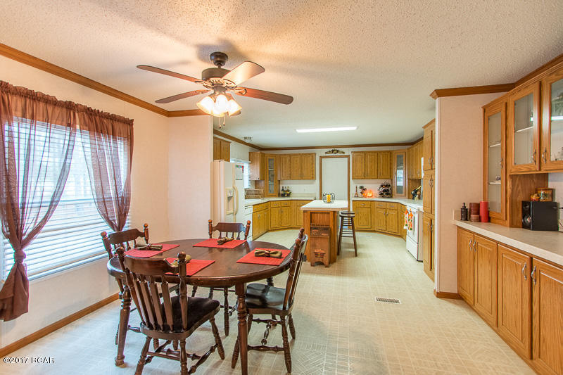 White Western Springs Unit 1 - Residential