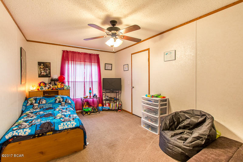 White Western Springs Unit 1 - Residential