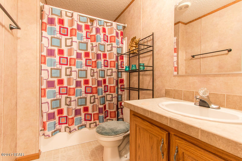 White Western Springs Unit 1 - Residential