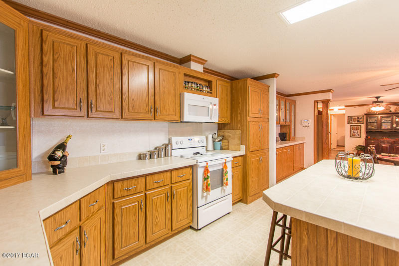 White Western Springs Unit 1 - Residential