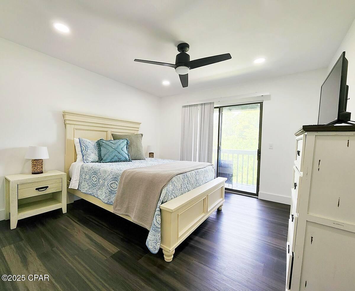 Shade Tree Condo Ph II - Residential