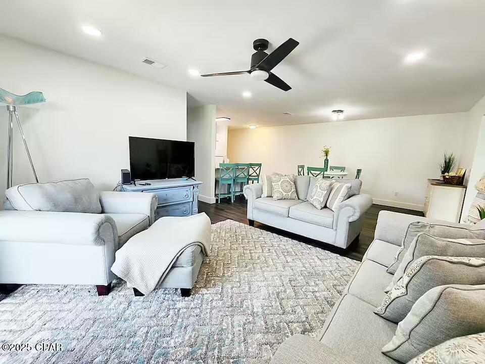 Shade Tree Condo Ph II - Residential