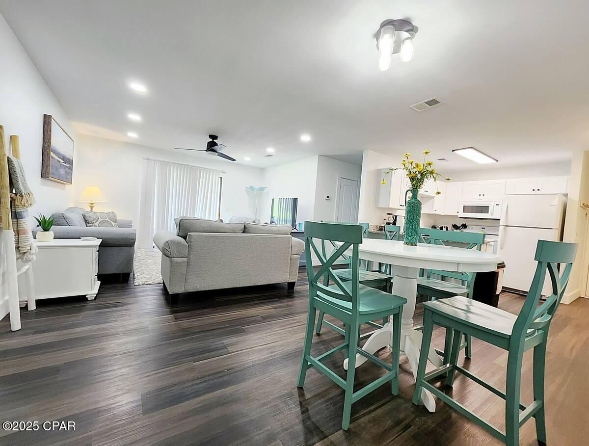 Shade Tree Condo Ph II - Residential