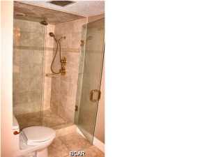 Lagoon Towers Phase I - Residential