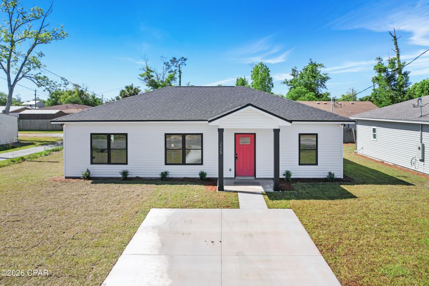 New construction single family downtown Panama City home offering easy access to some of your favorite areas.  Interior offers large great room open to the kitchen and dining room, master bedroom with walk-in closet, and two additional bedrooms in this split floor plan design.