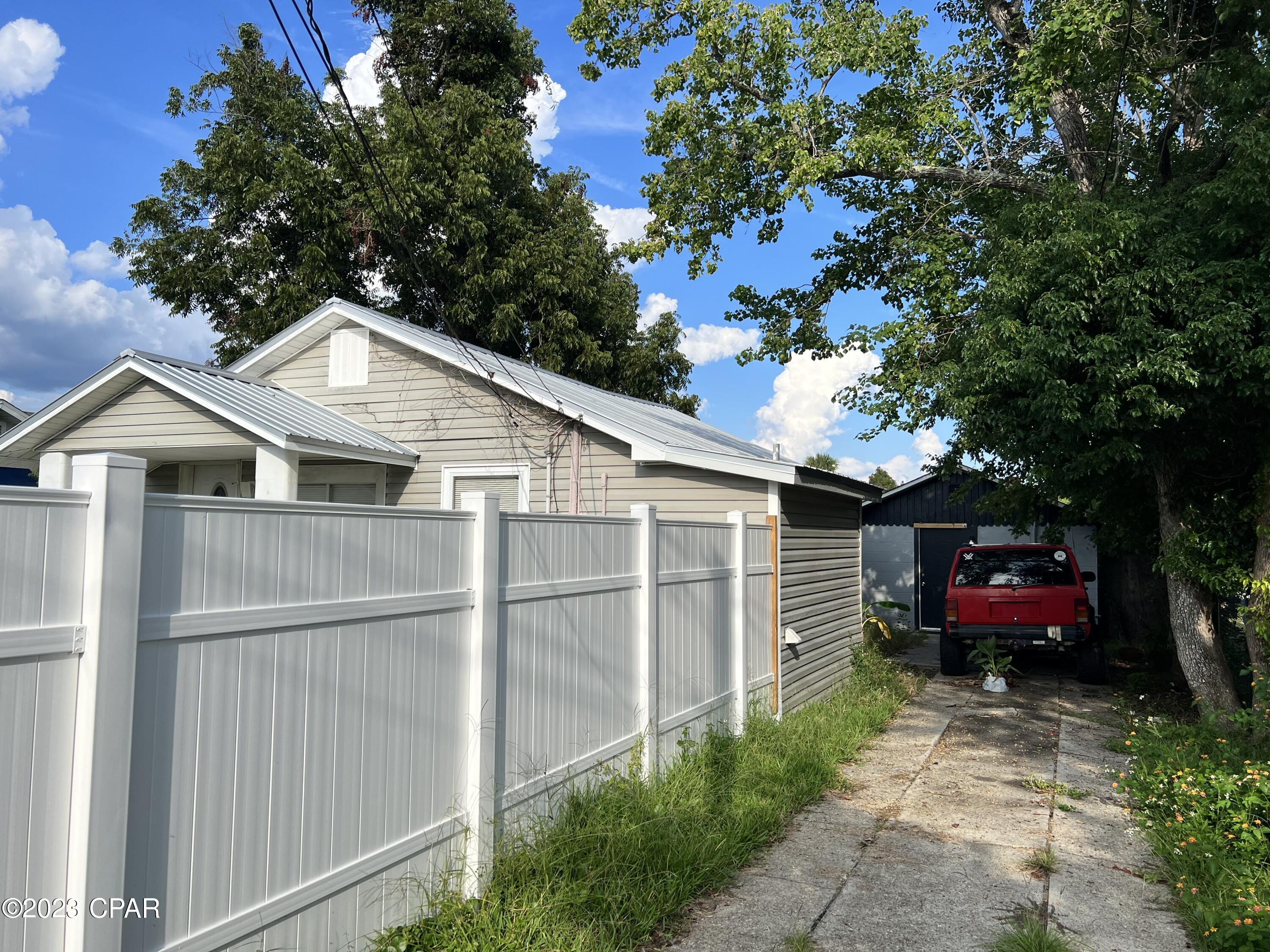 Keiths Bay Harbor Add - Residential