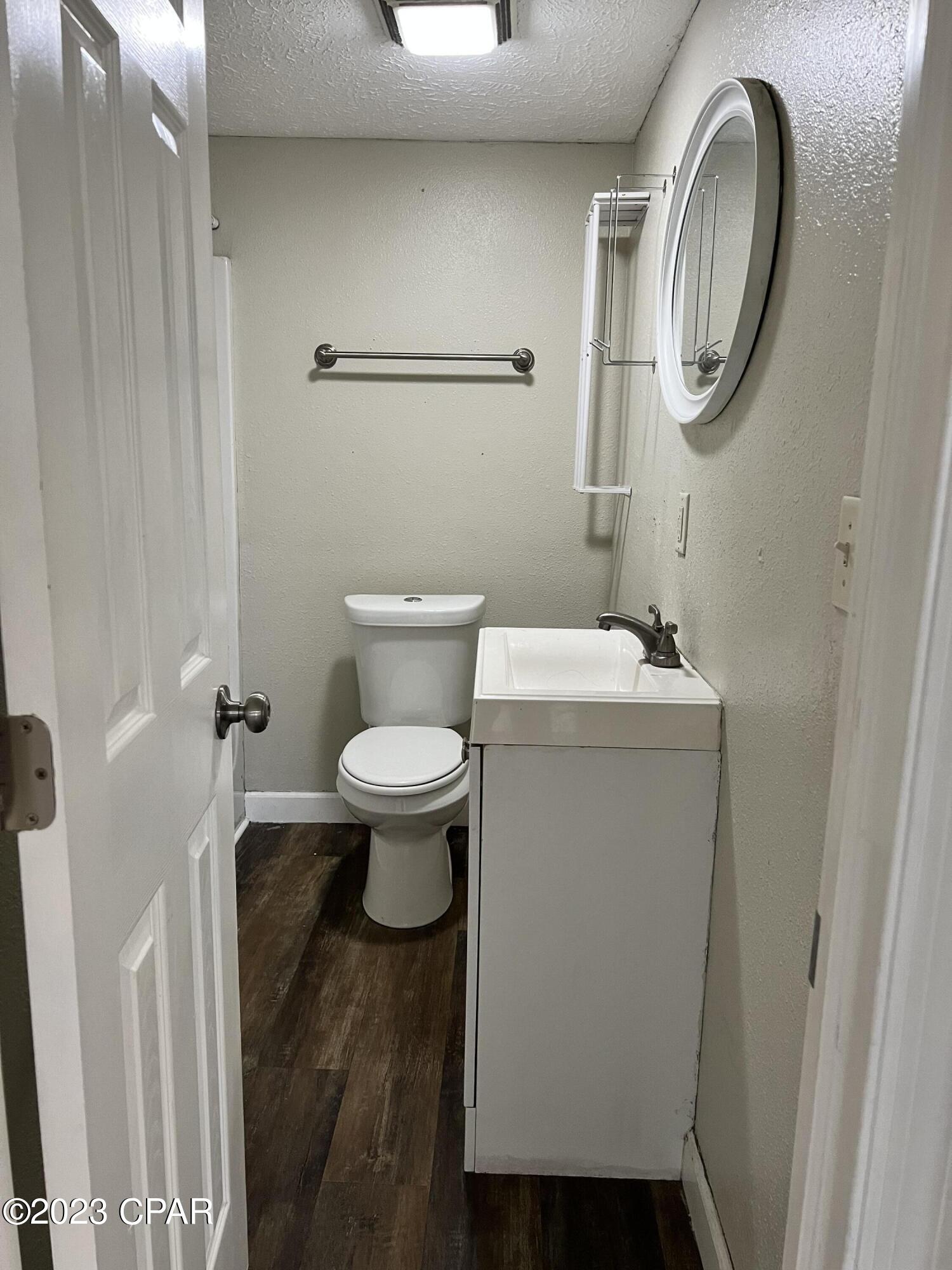 Keiths Bay Harbor Add - Residential