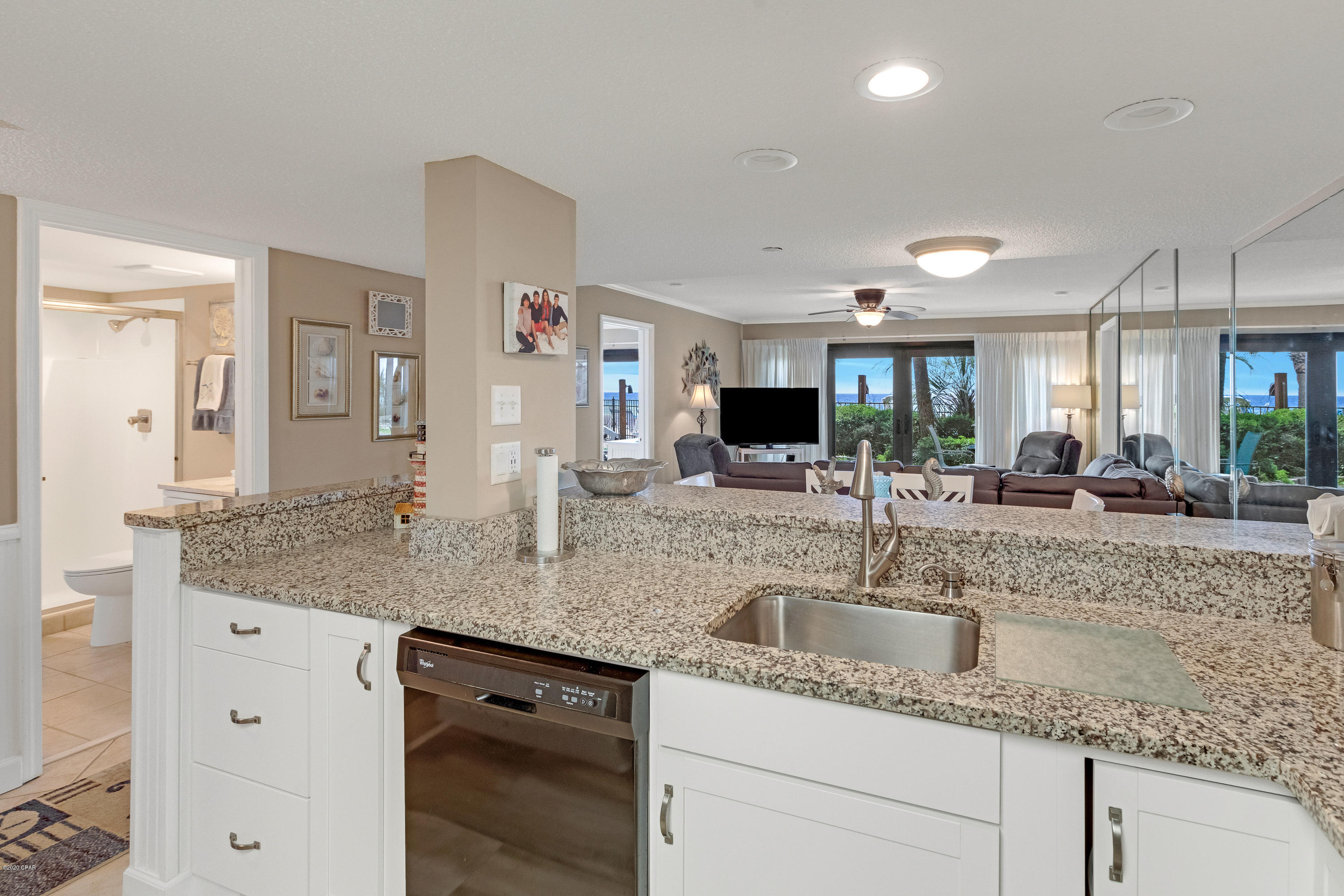 The Commodore - Residential