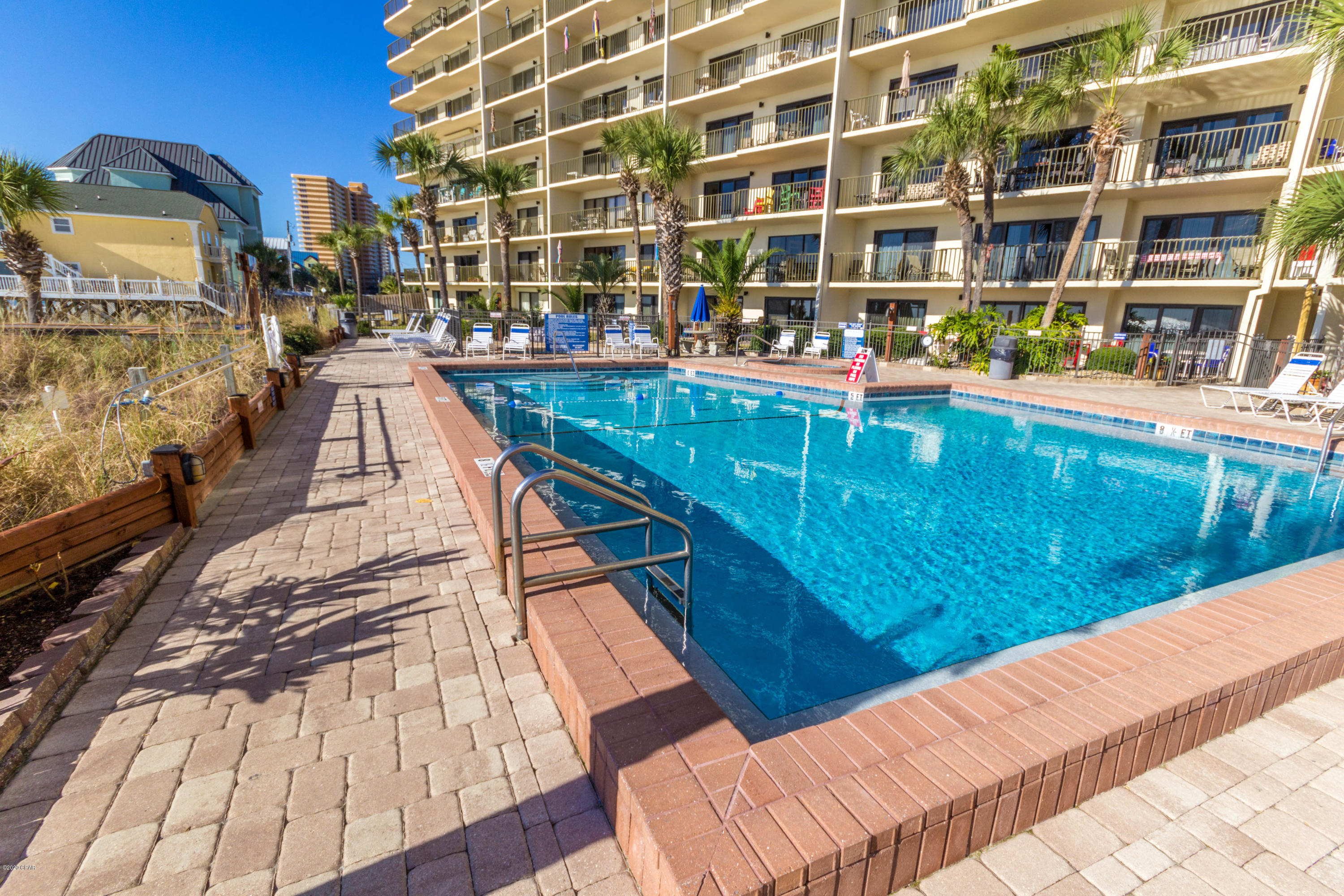 The Commodore - Residential