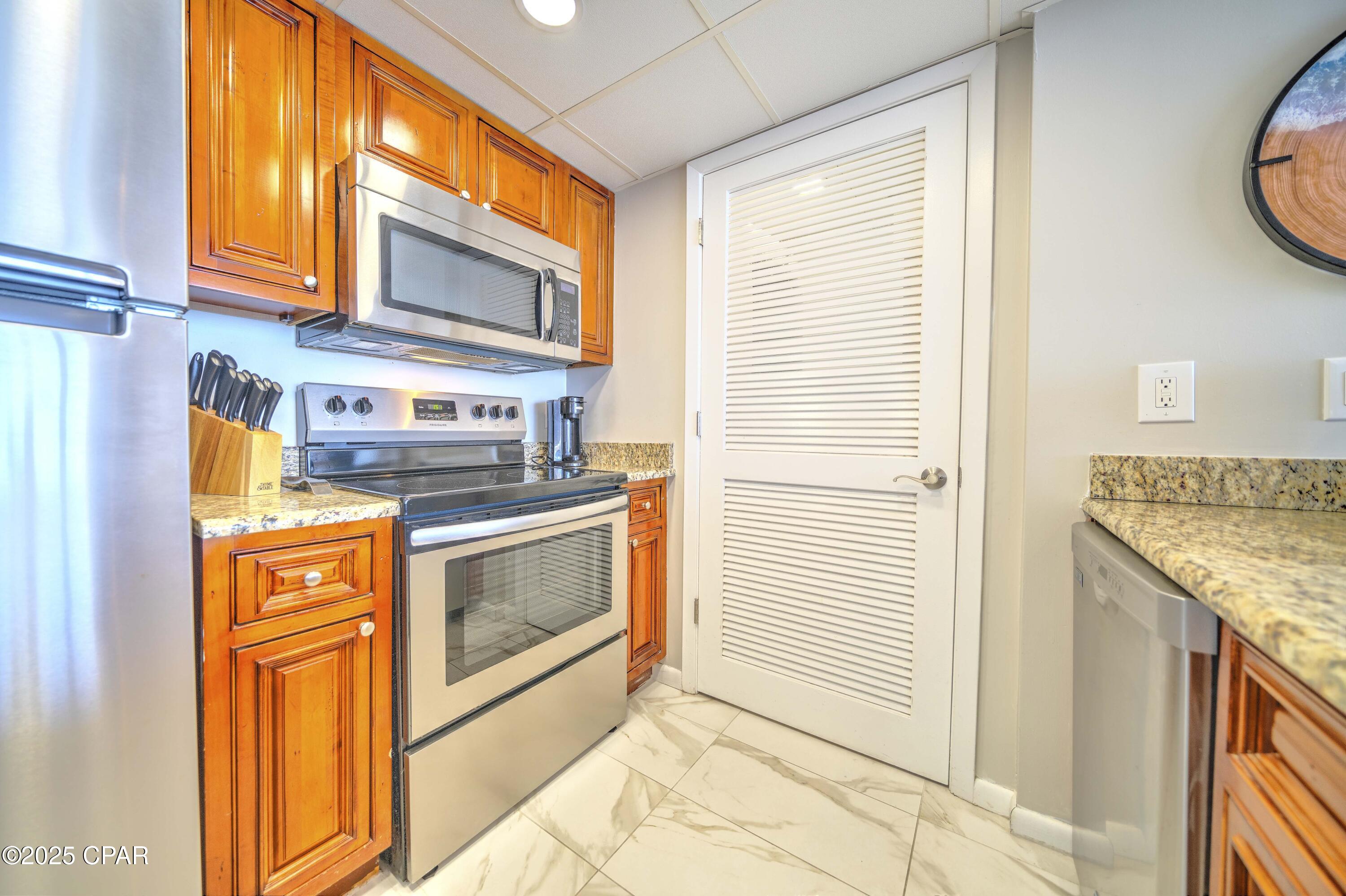 Long Beach Towers IV - Residential