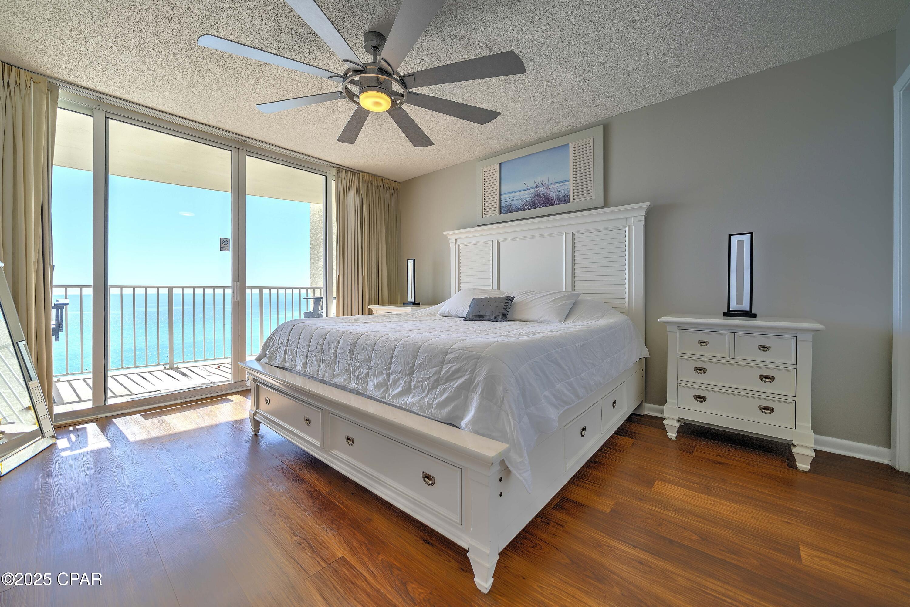 Long Beach Towers IV - Residential