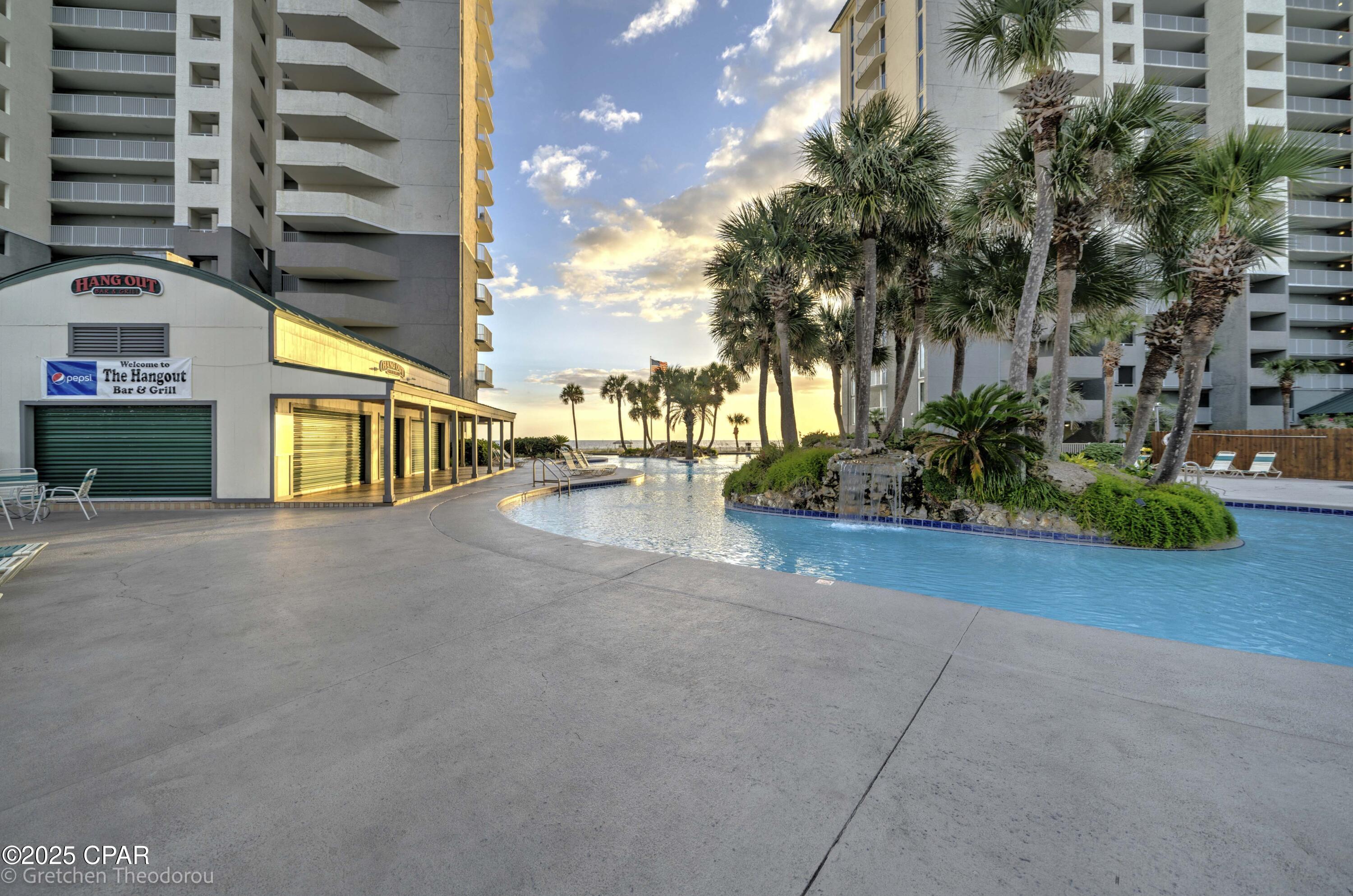 Long Beach Towers IV - Residential