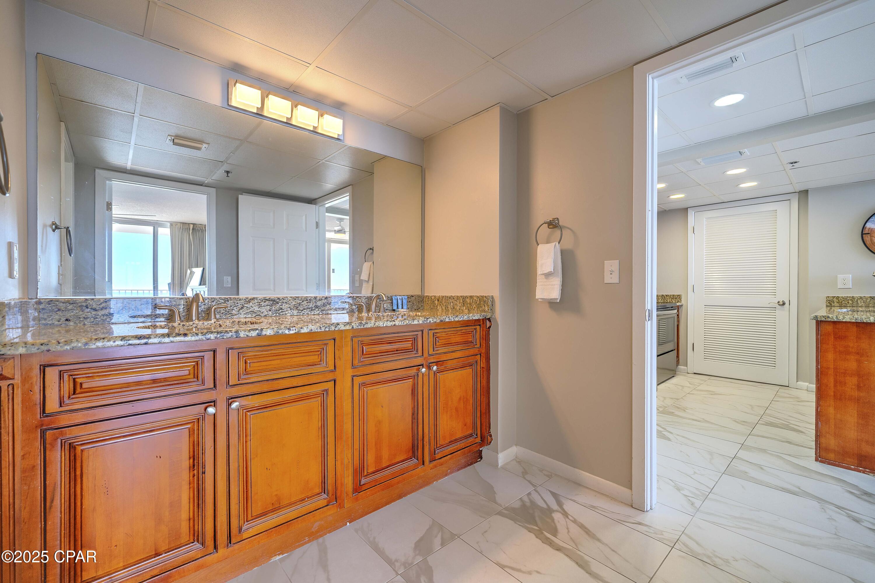 Long Beach Towers IV - Residential