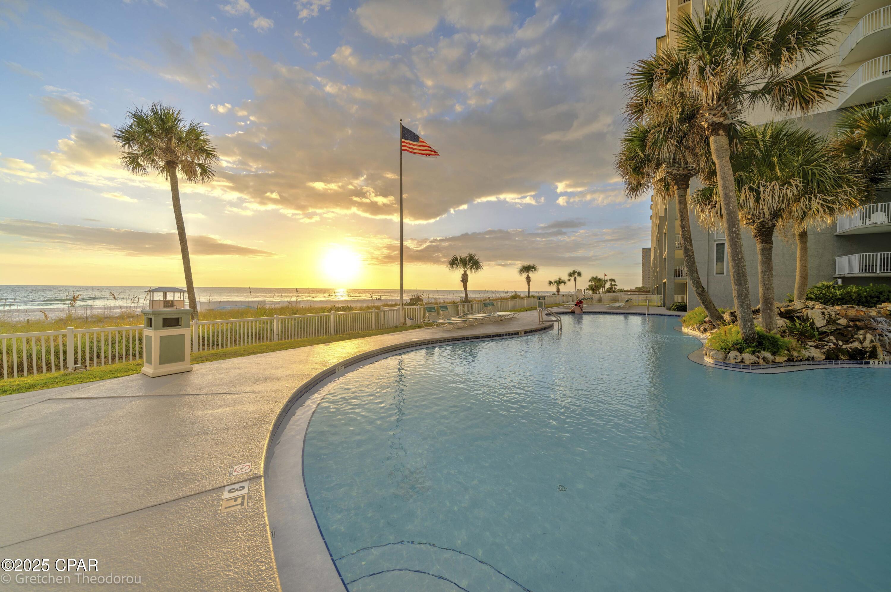 Long Beach Towers IV - Residential