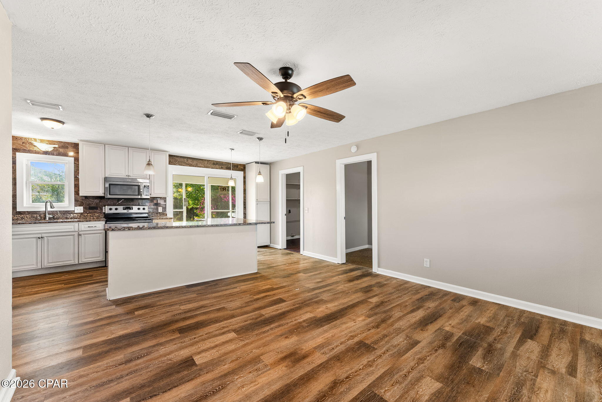 [No Recorded Subdiv] - Residential Lease