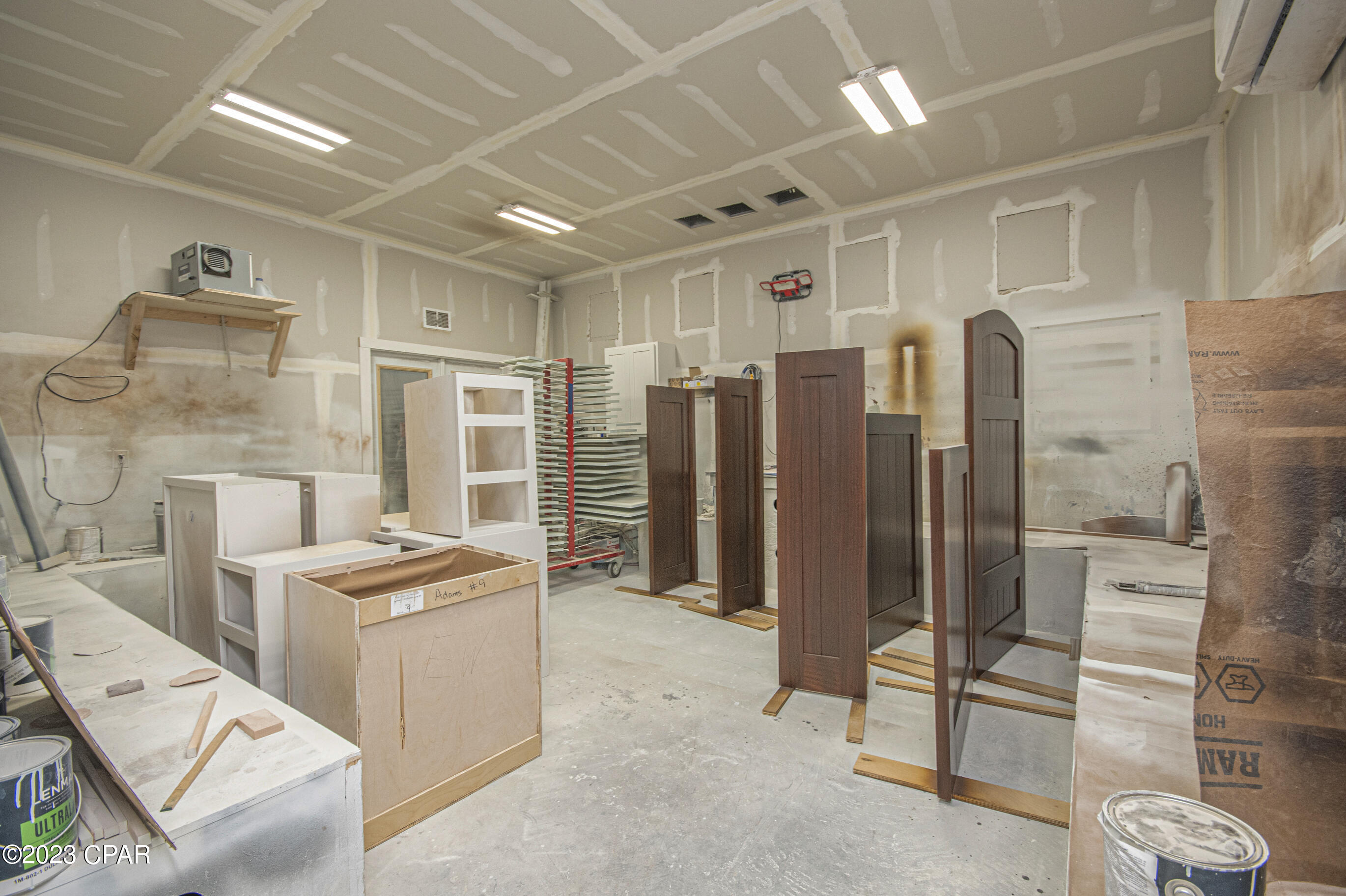 [No Recorded Subdiv] - Commercial Sale