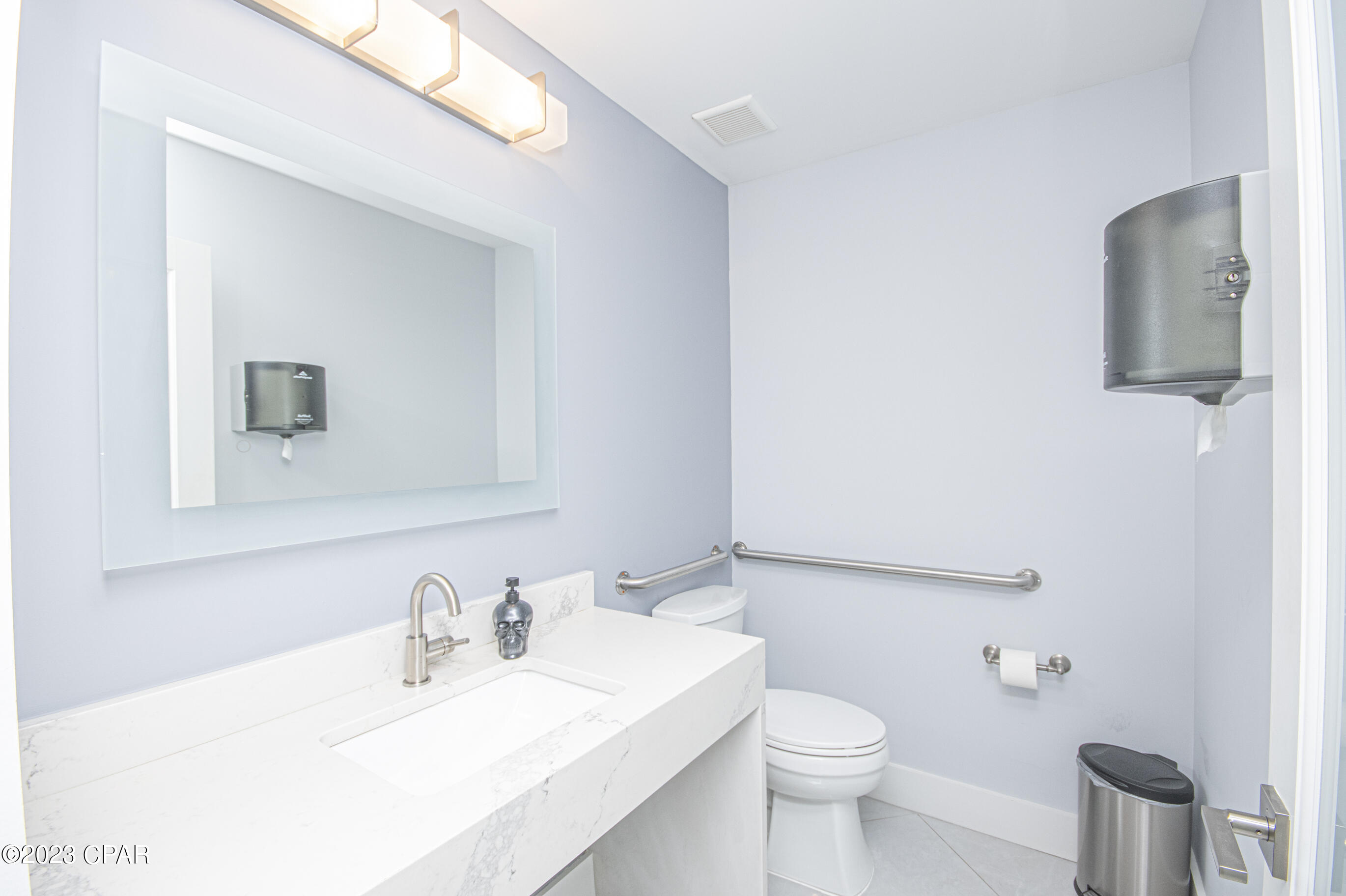 [No Recorded Subdiv] - Commercial Sale