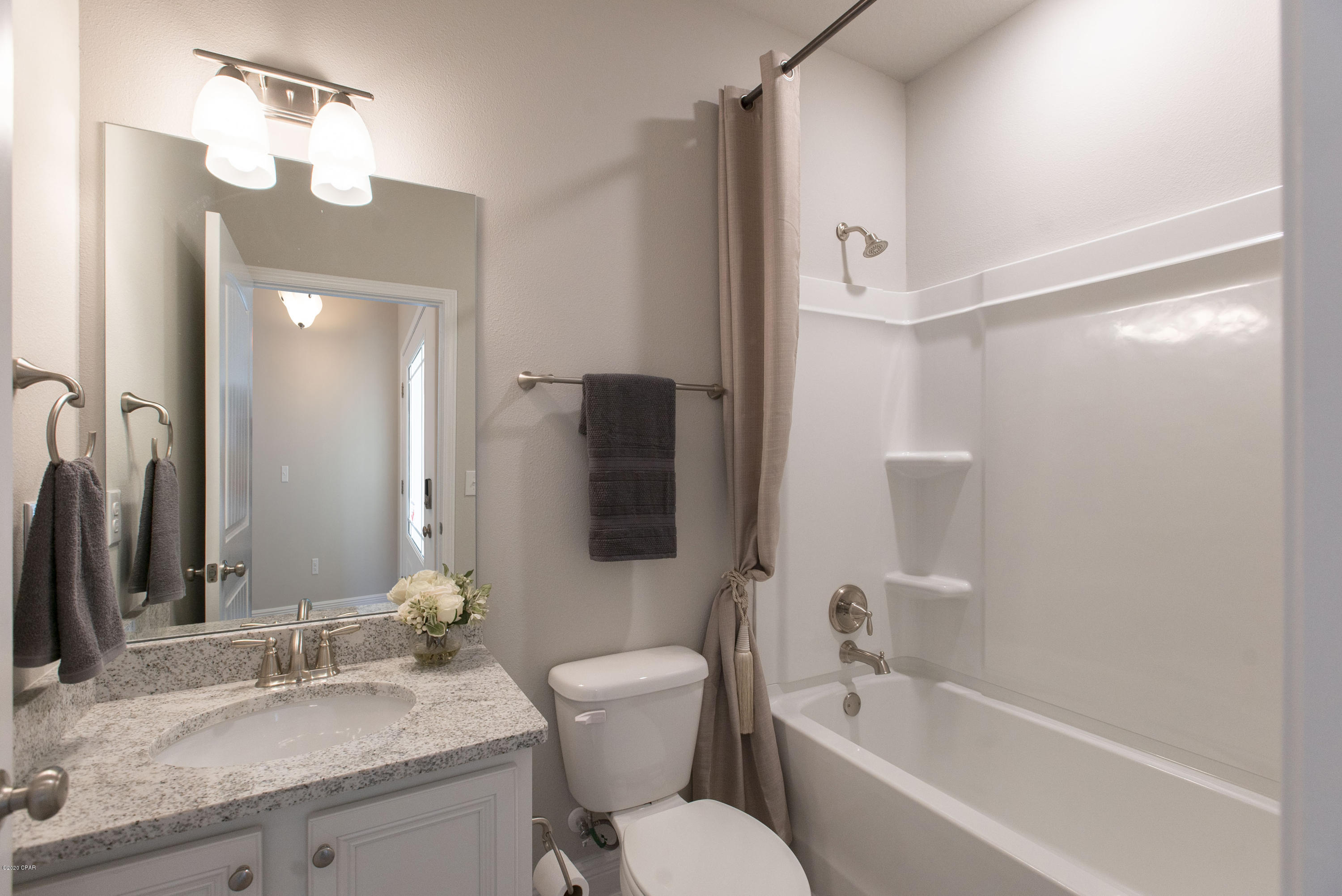 Emerald Cove Villas - Residential