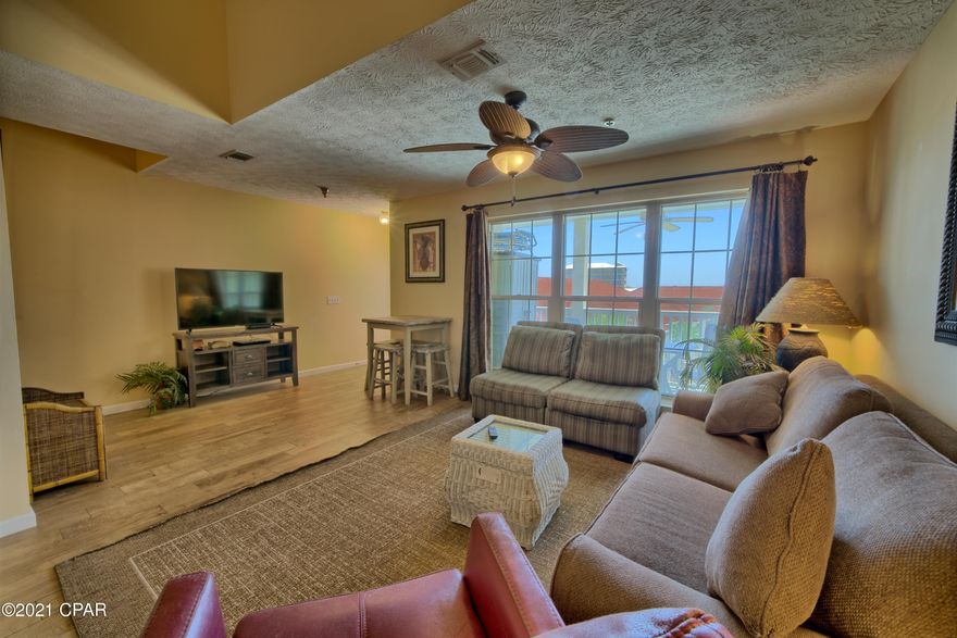 This unit comes fully furnished, ready to rent or use as a second home. Walk to the Beach or enjoy all the amenities of Horizon South one of the larger gated communities. Close to fine restaurants and great shopping. All information is believed to be correct but should be verified by the Buyer. 2021 income $34,483.49