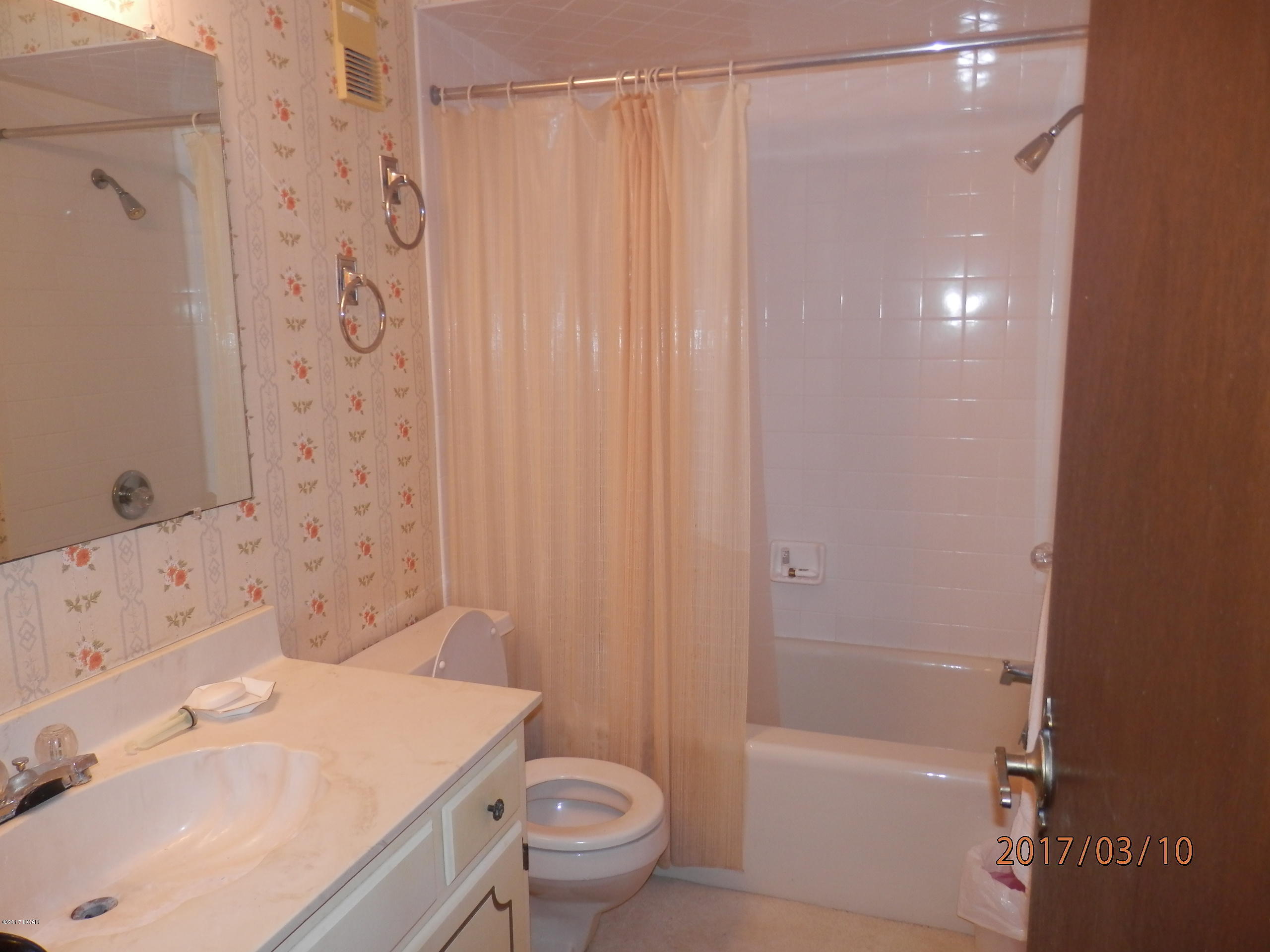 Regency Towers - Residential