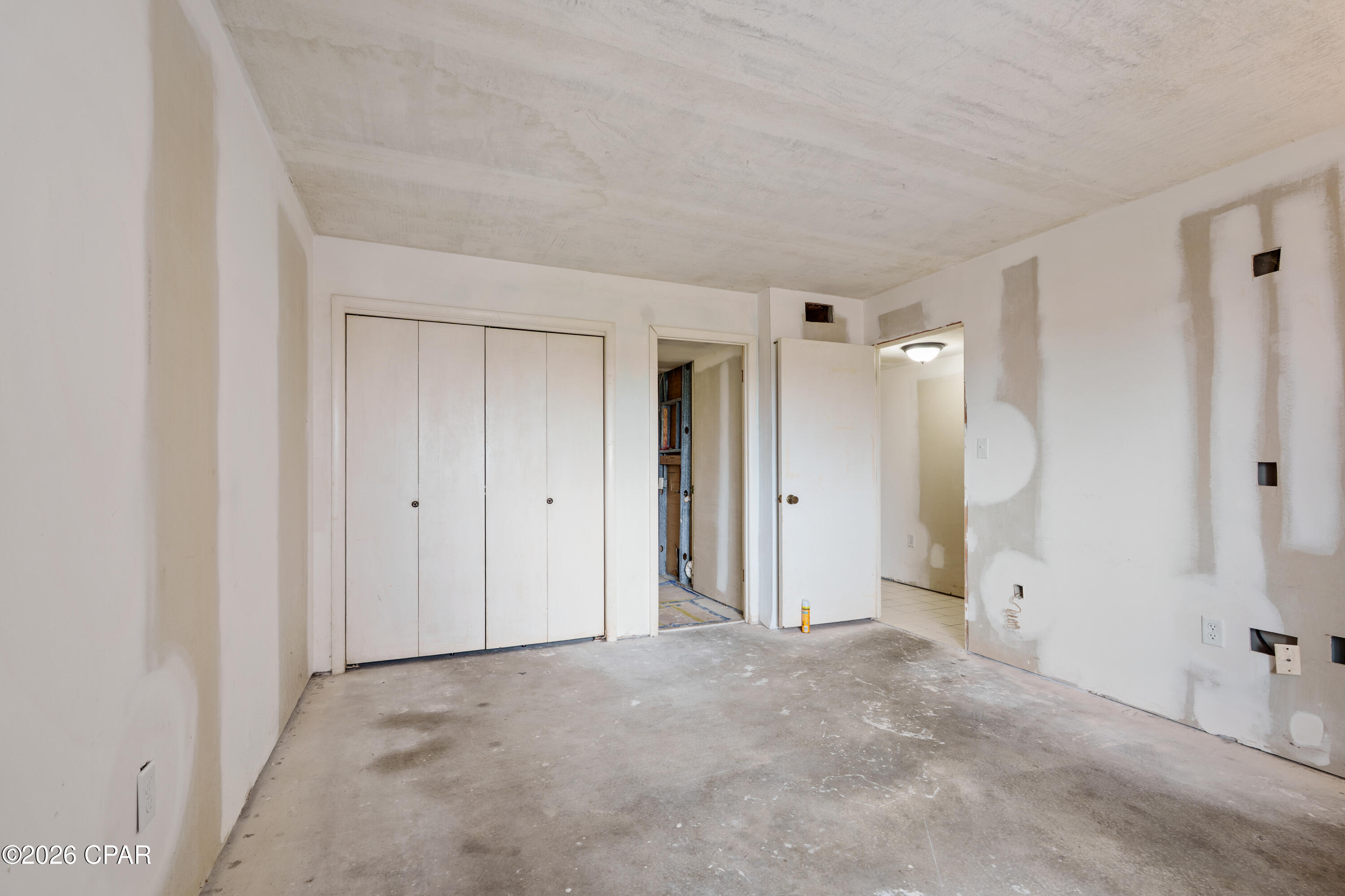 Mariner East Condo - Residential