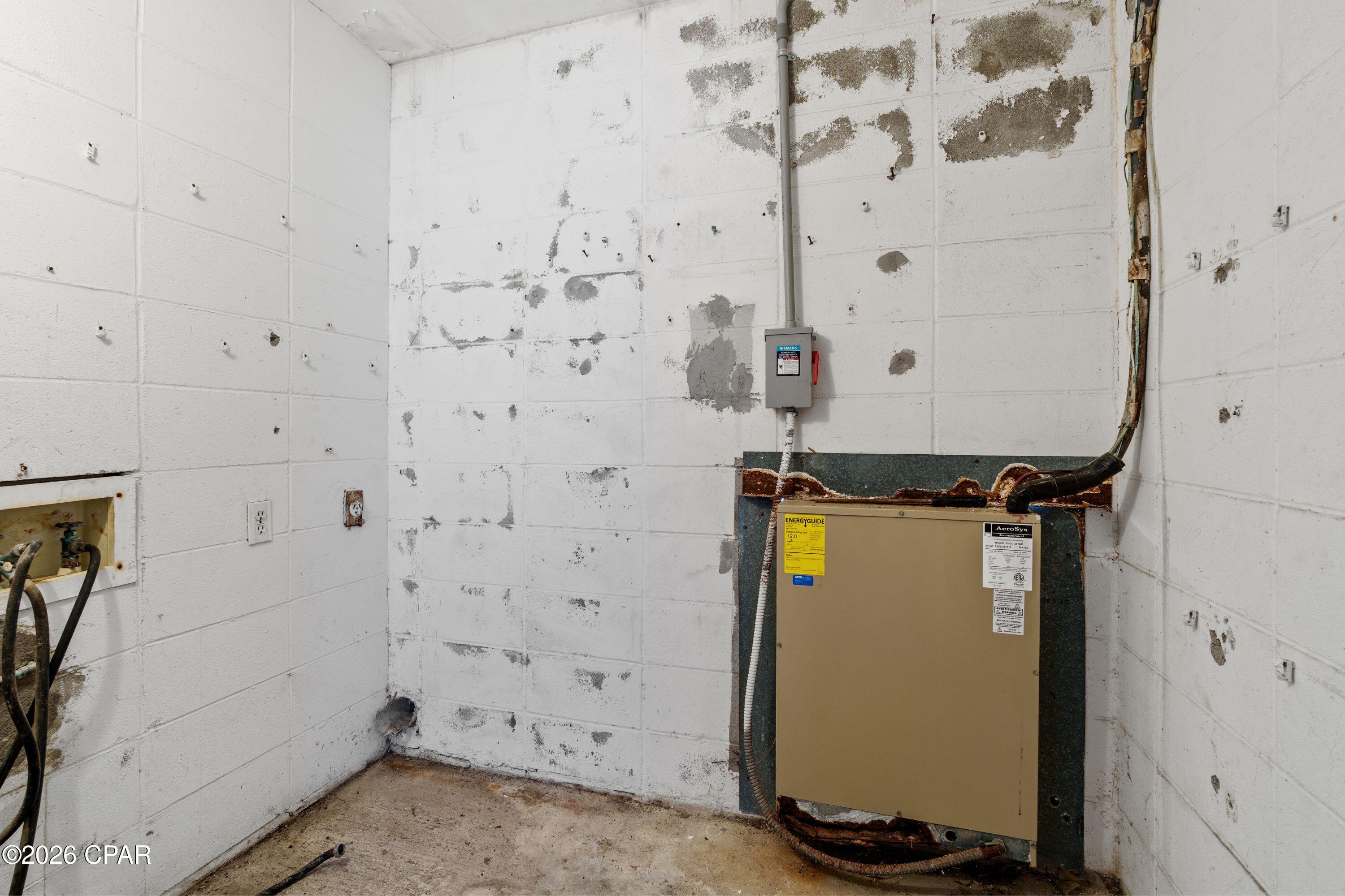 Mariner East Condo - Residential