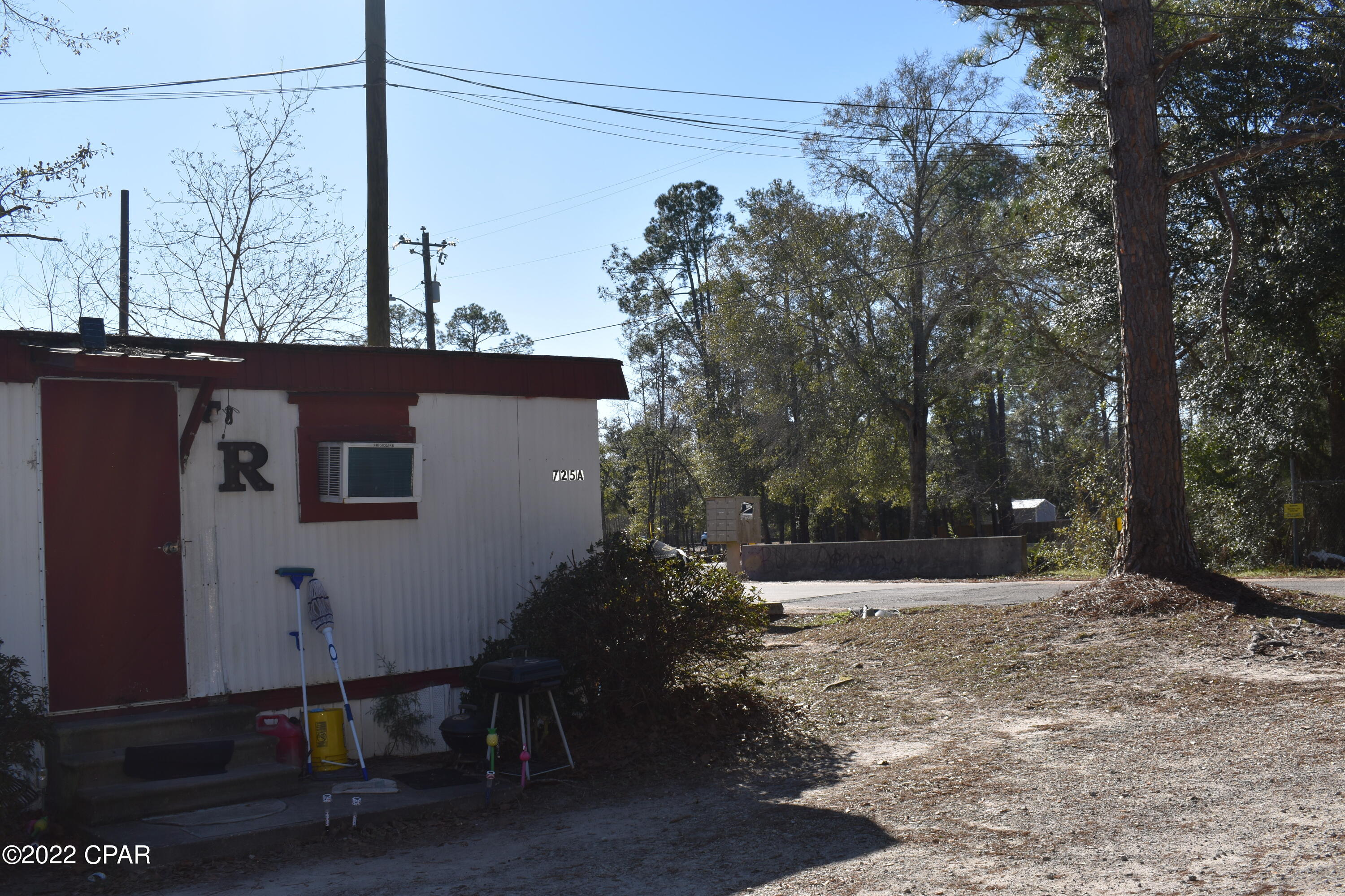 [No Recorded Subdiv] - Commercial Sale