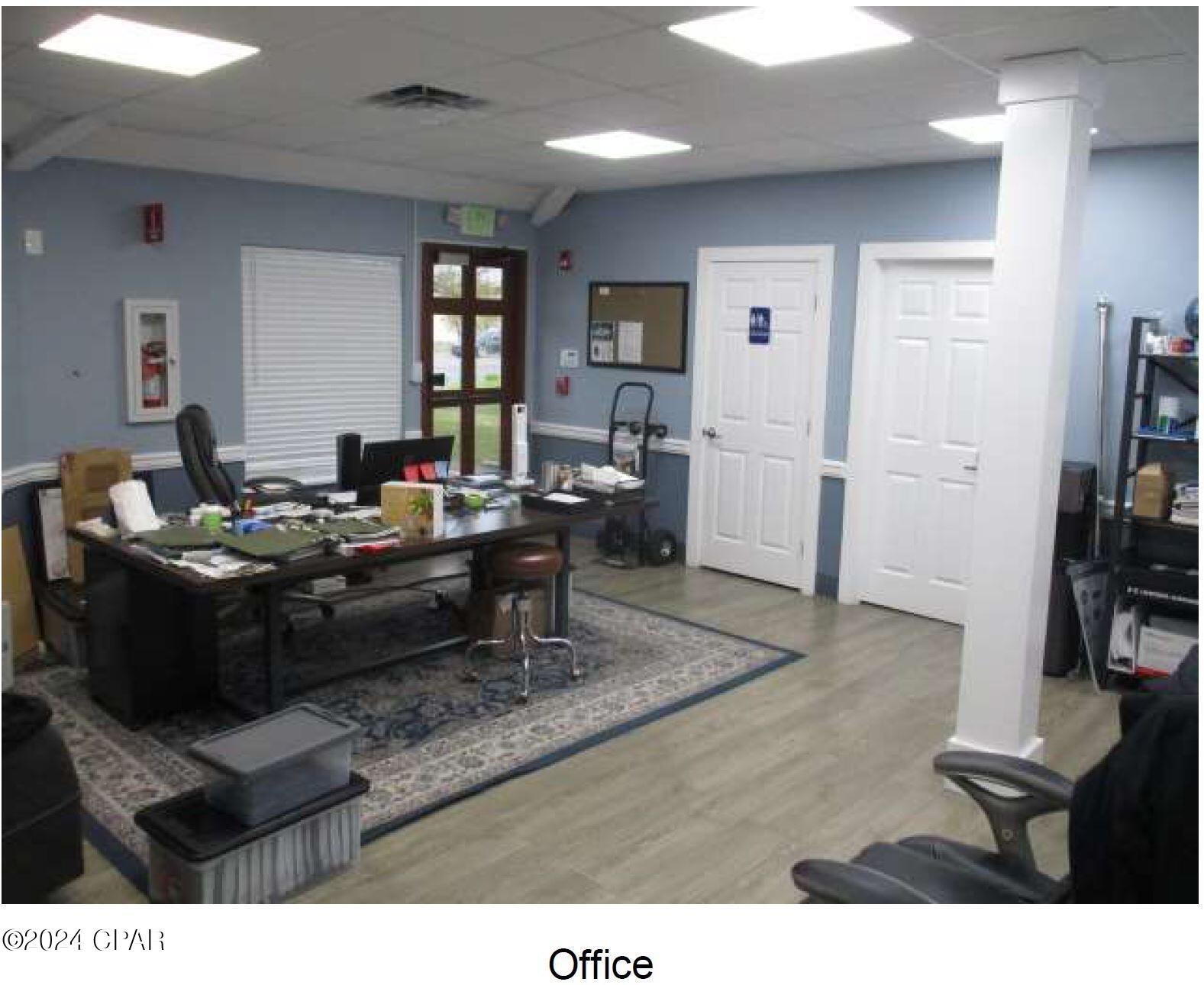 [No Recorded Subdiv] - Commercial Sale