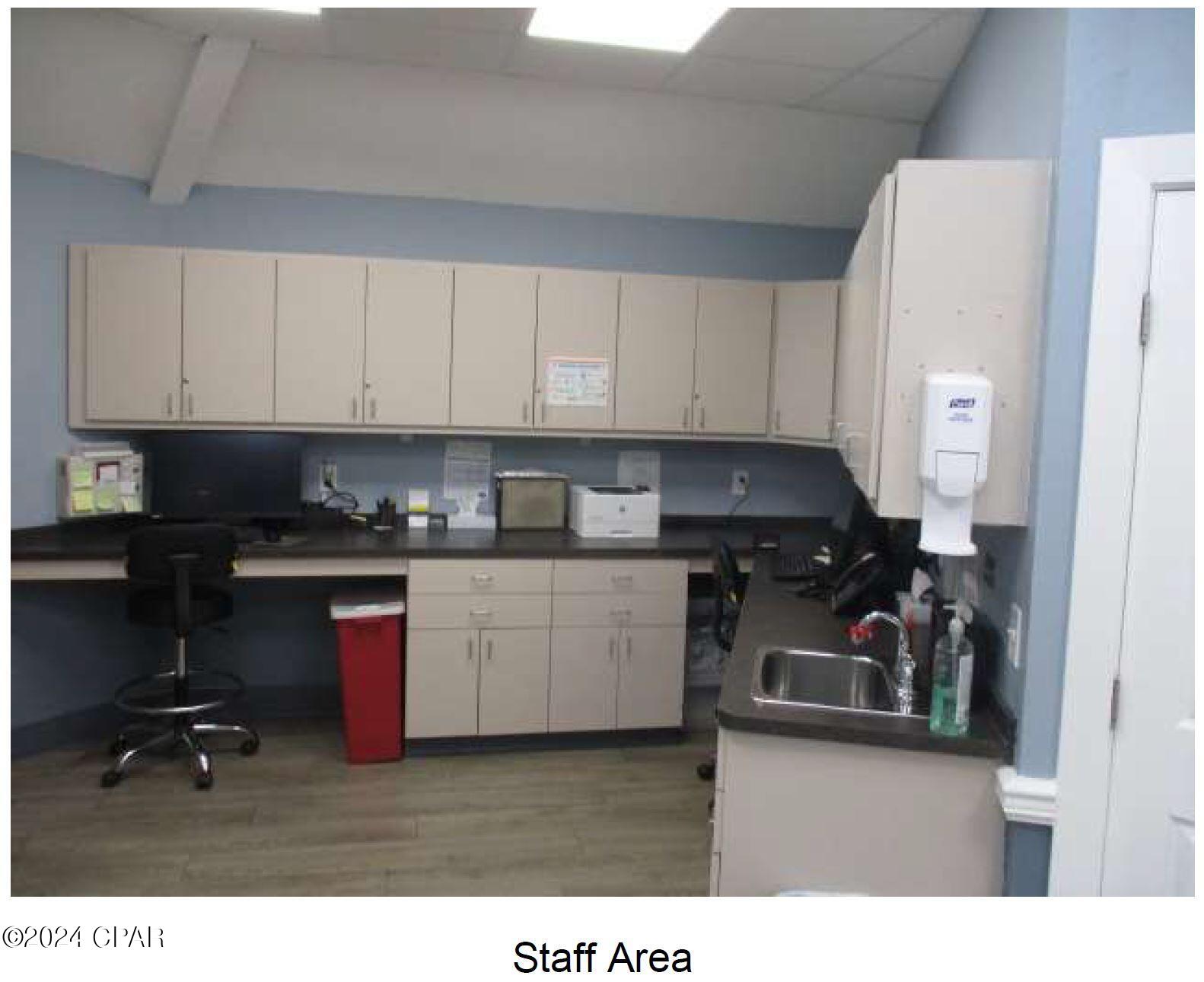 [No Recorded Subdiv] - Commercial Sale