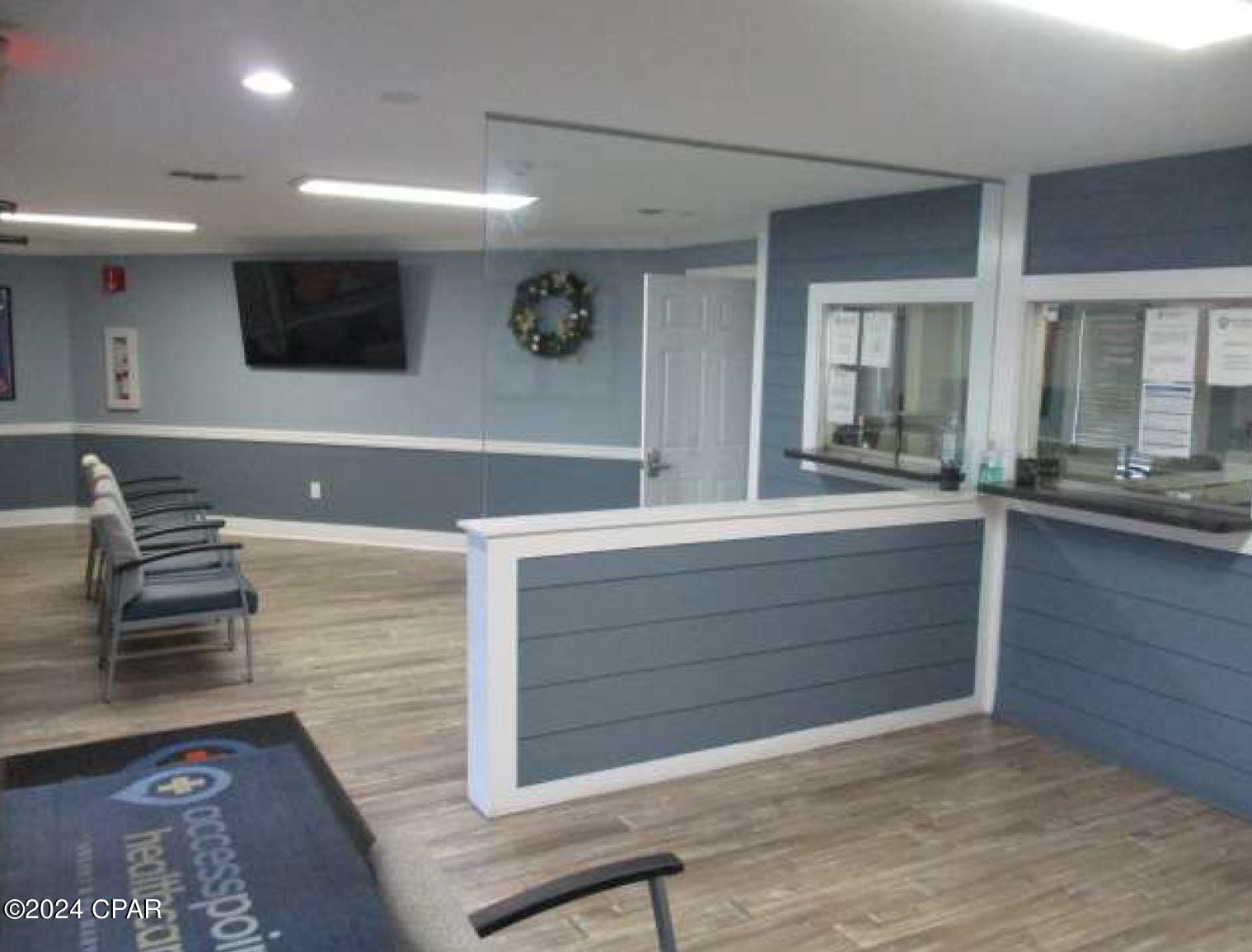 [No Recorded Subdiv] - Commercial Sale