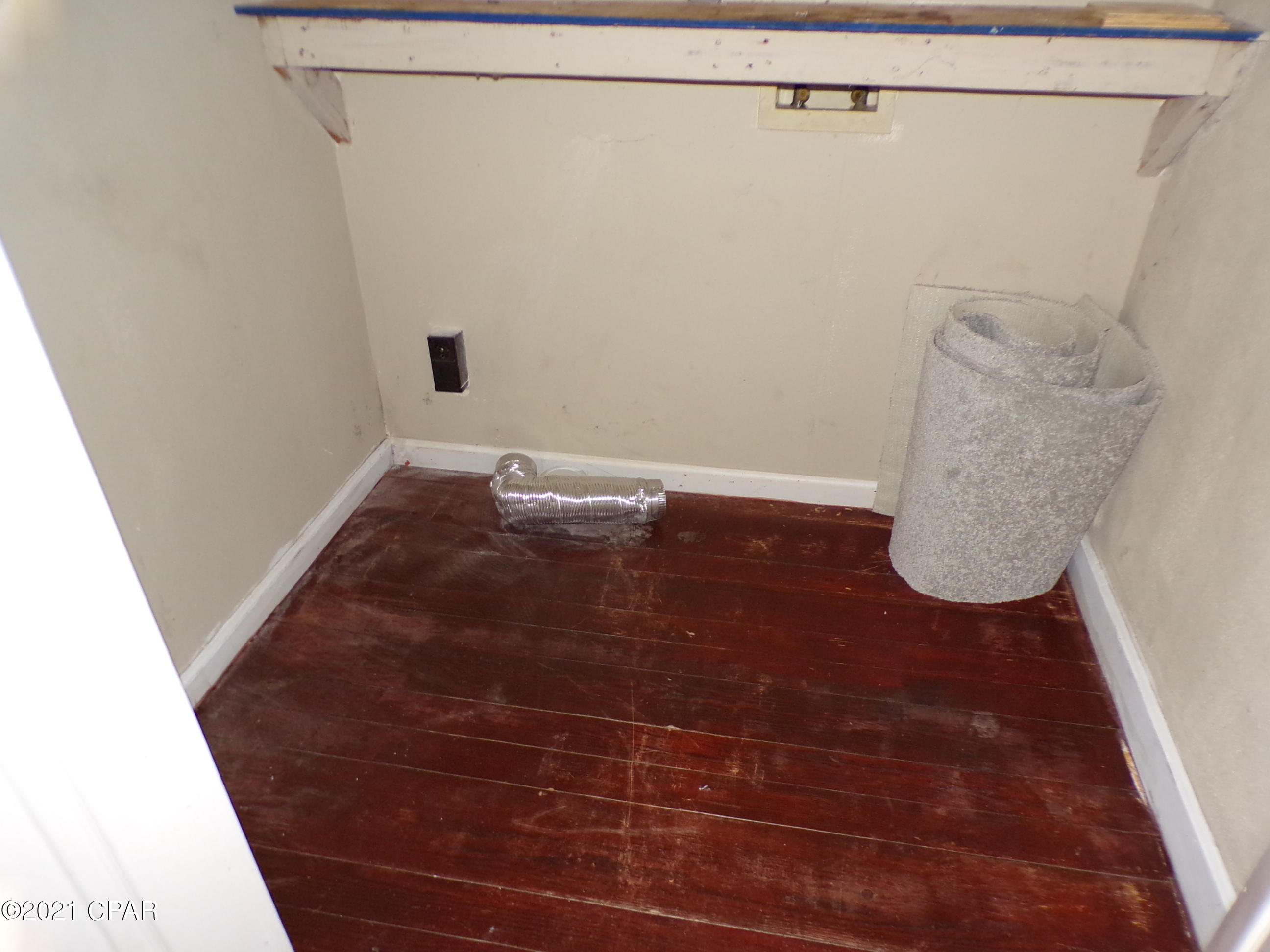 [No Recorded Subdiv] - Residential Lease