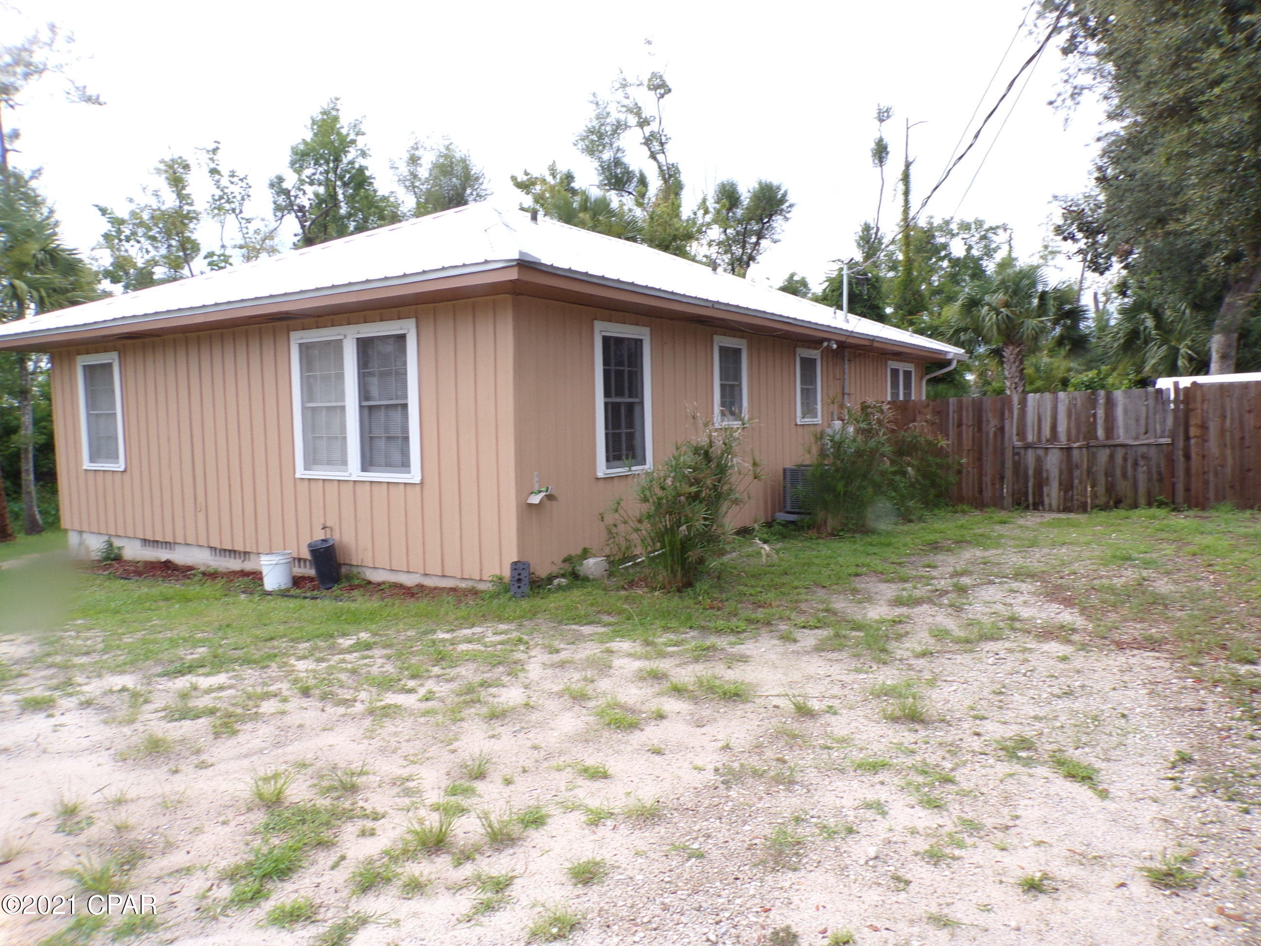 [No Recorded Subdiv] - Residential Lease