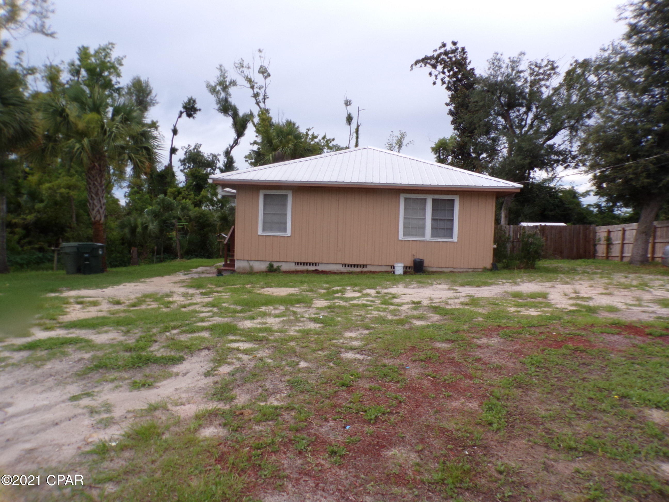 [No Recorded Subdiv] - Residential Lease