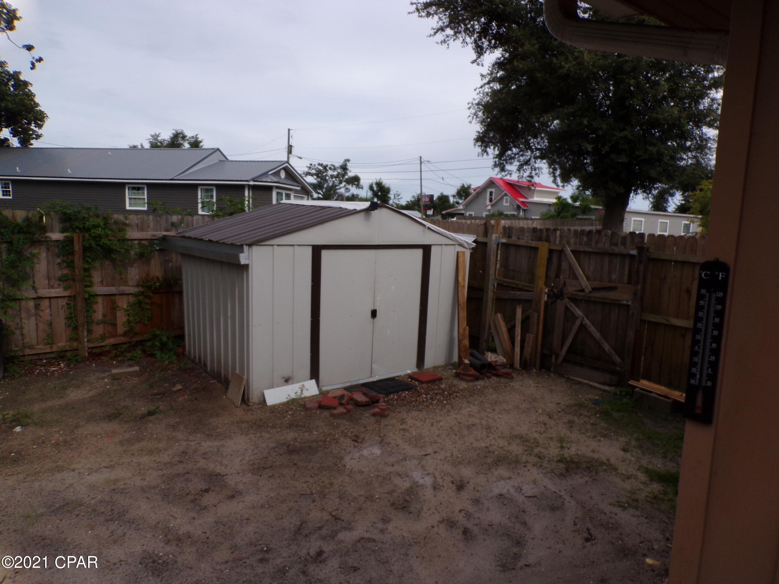 [No Recorded Subdiv] - Residential Lease