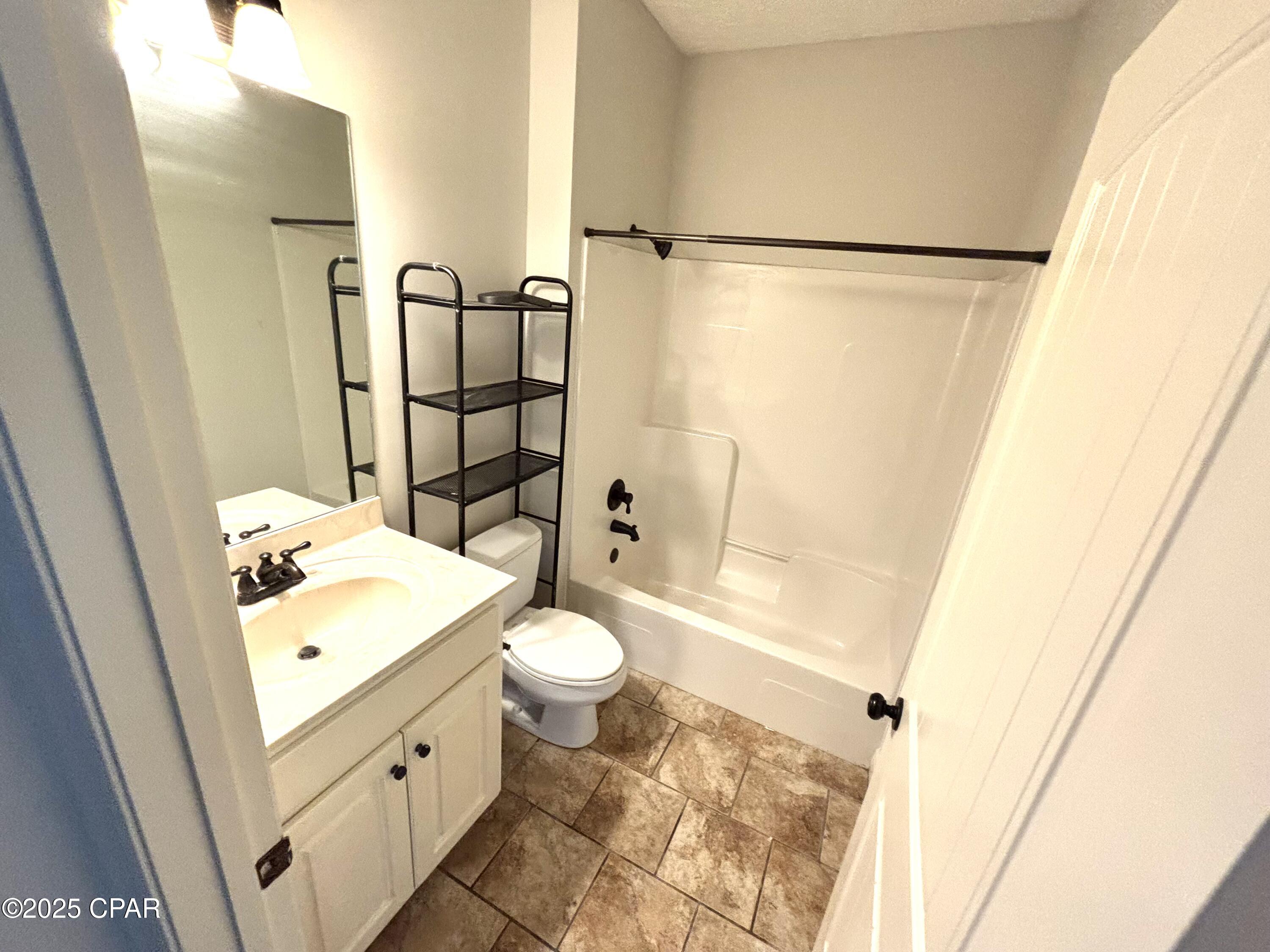 Gardenia Beach - Residential Lease