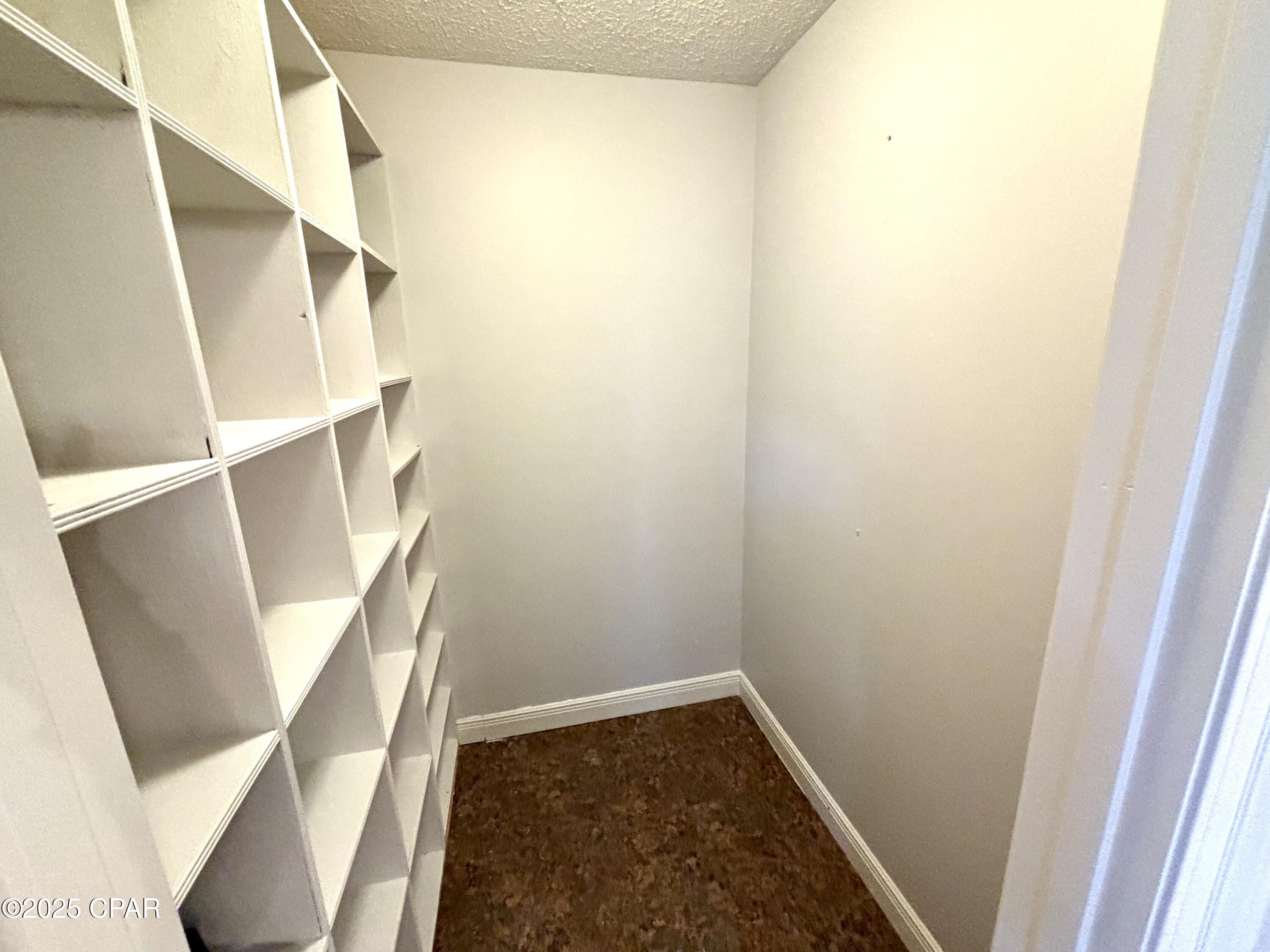 Gardenia Beach - Residential Lease